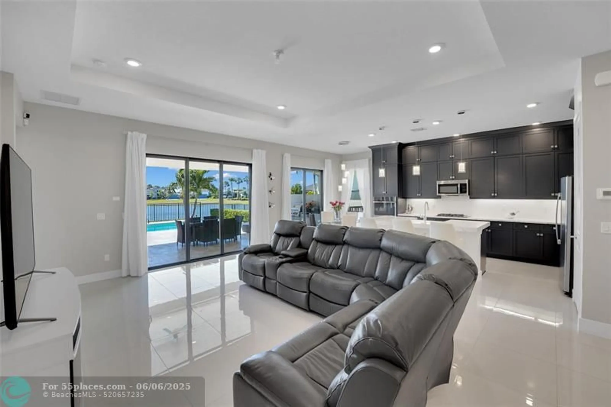 Property Slideshow image 20 of 43 | 15798 cresswind pl, Loxahatchee, FL, 33470