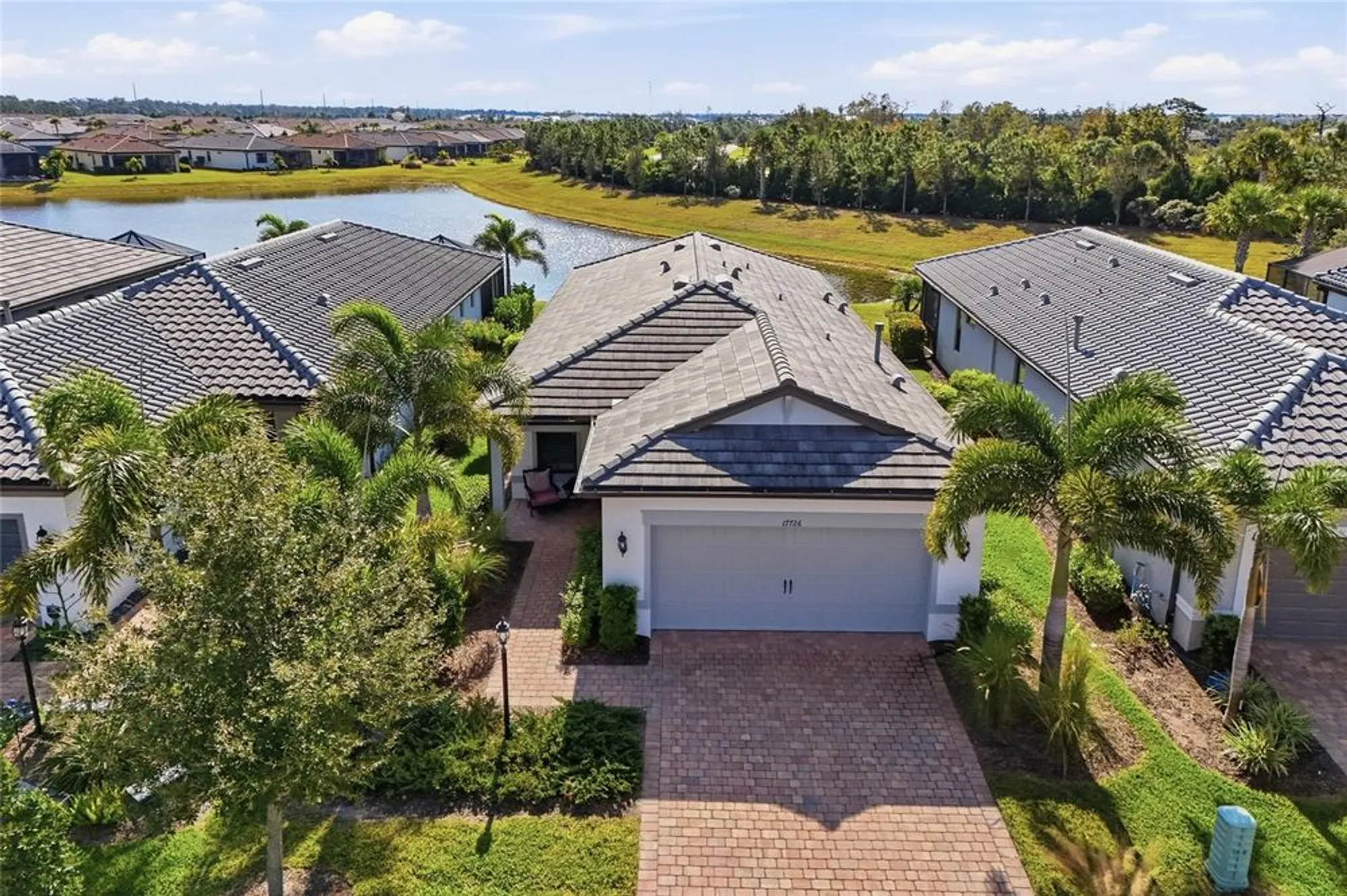 Property Slideshow image 26 of 87 | 17726 northwood pl, Bradenton, FL, 34202