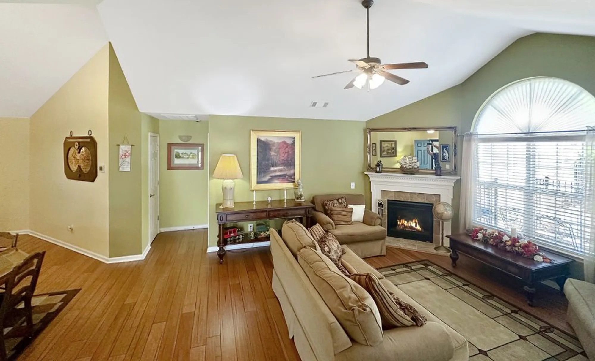 Property Slideshow image 6 of 37 | 825 s browns ln 2503, Gallatin, TN, 37066