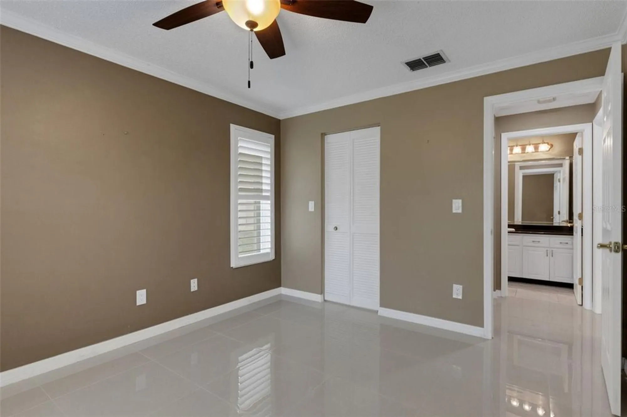 Property Slideshow image 37 of 90 | 3098 e dorchester dr, Palm Harbor, FL, 34684