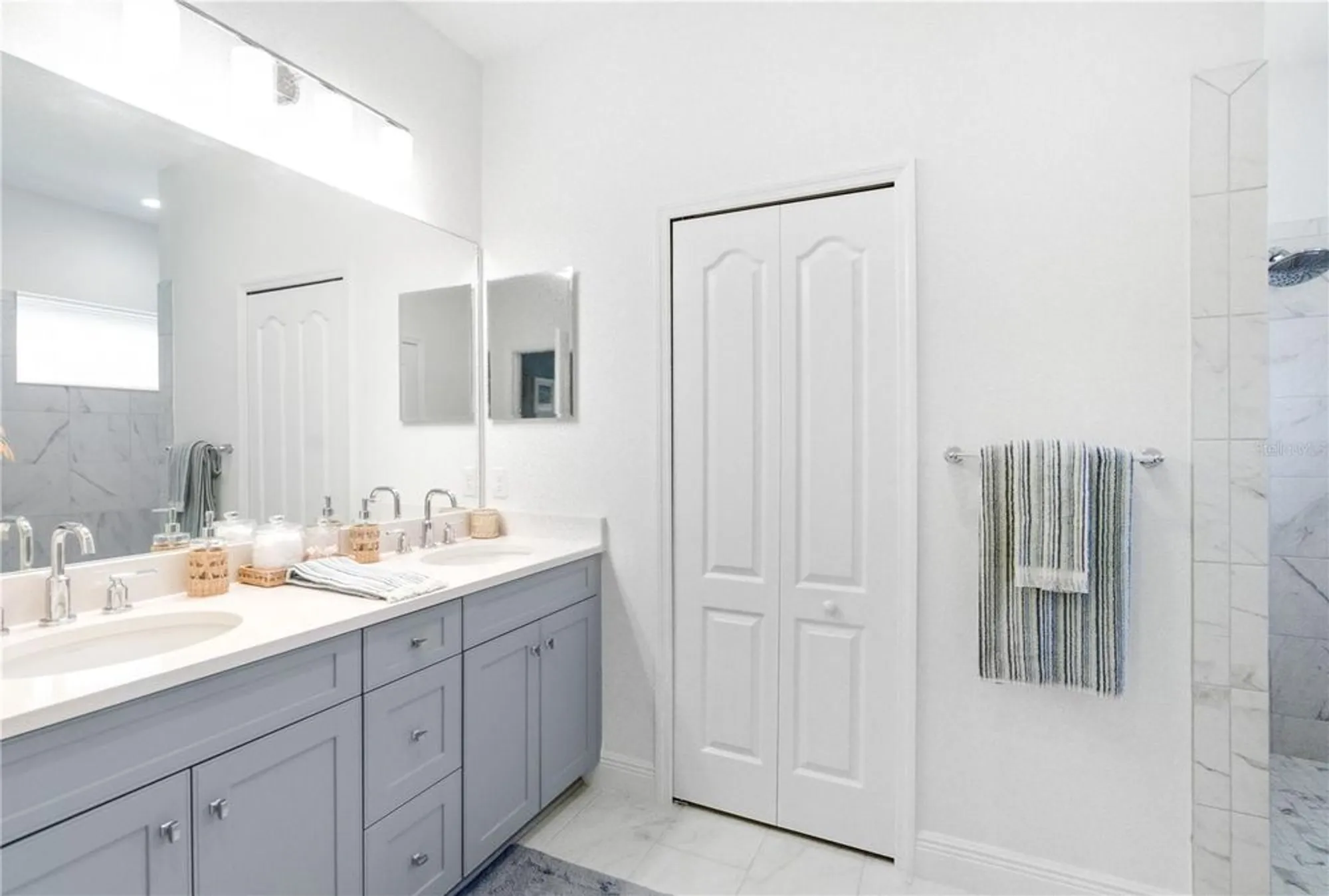 Property Slideshow image 29 of 67 | 12938 true blue cir, Bradenton, FL, 34211