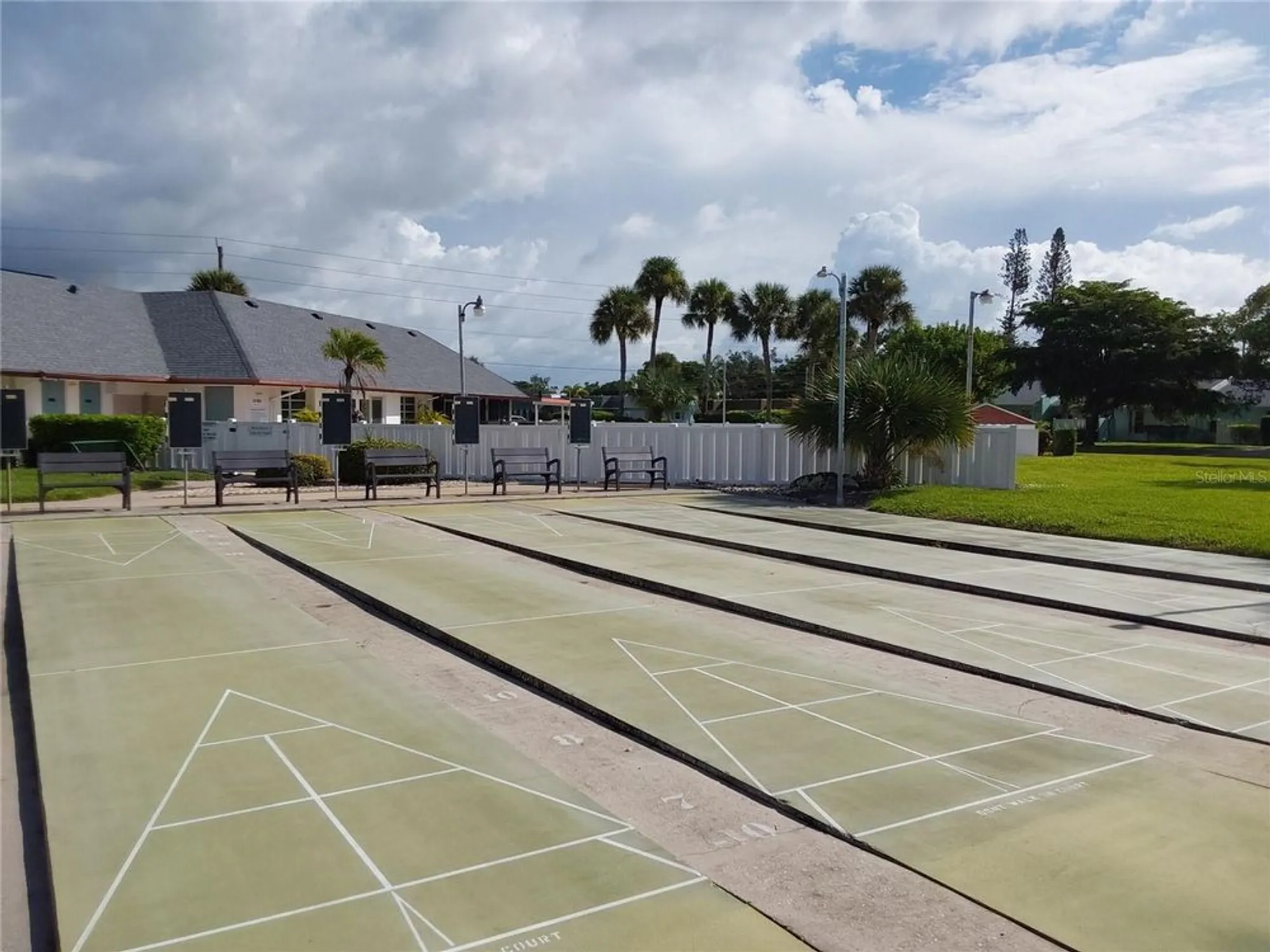 Property Slideshow image 43 of 57 | 3619 36th avenue dr, Bradenton, FL, 34205