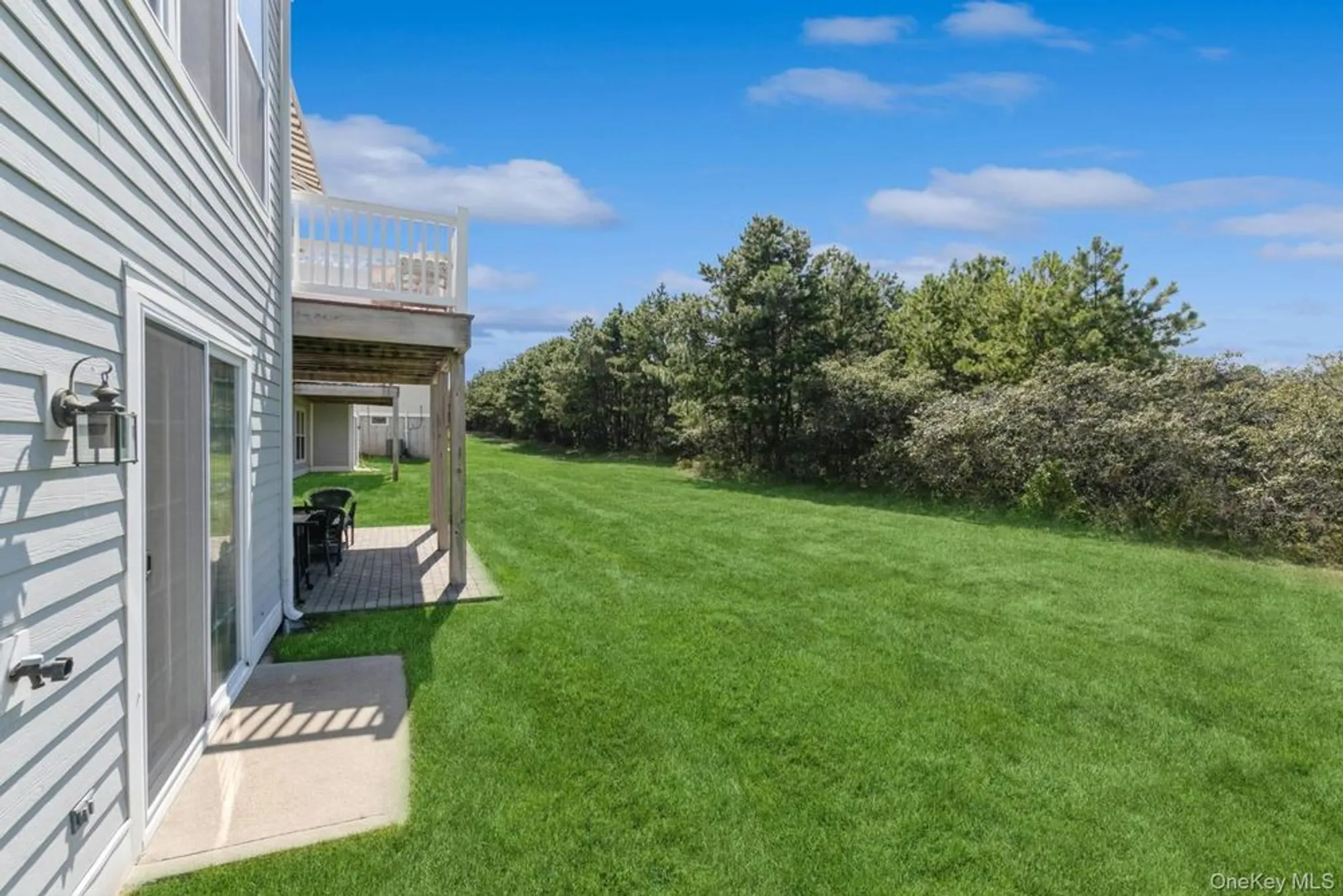 Property Slideshow image 29 of 34 | 112 ashley dr, Westhampton, NY, 11977