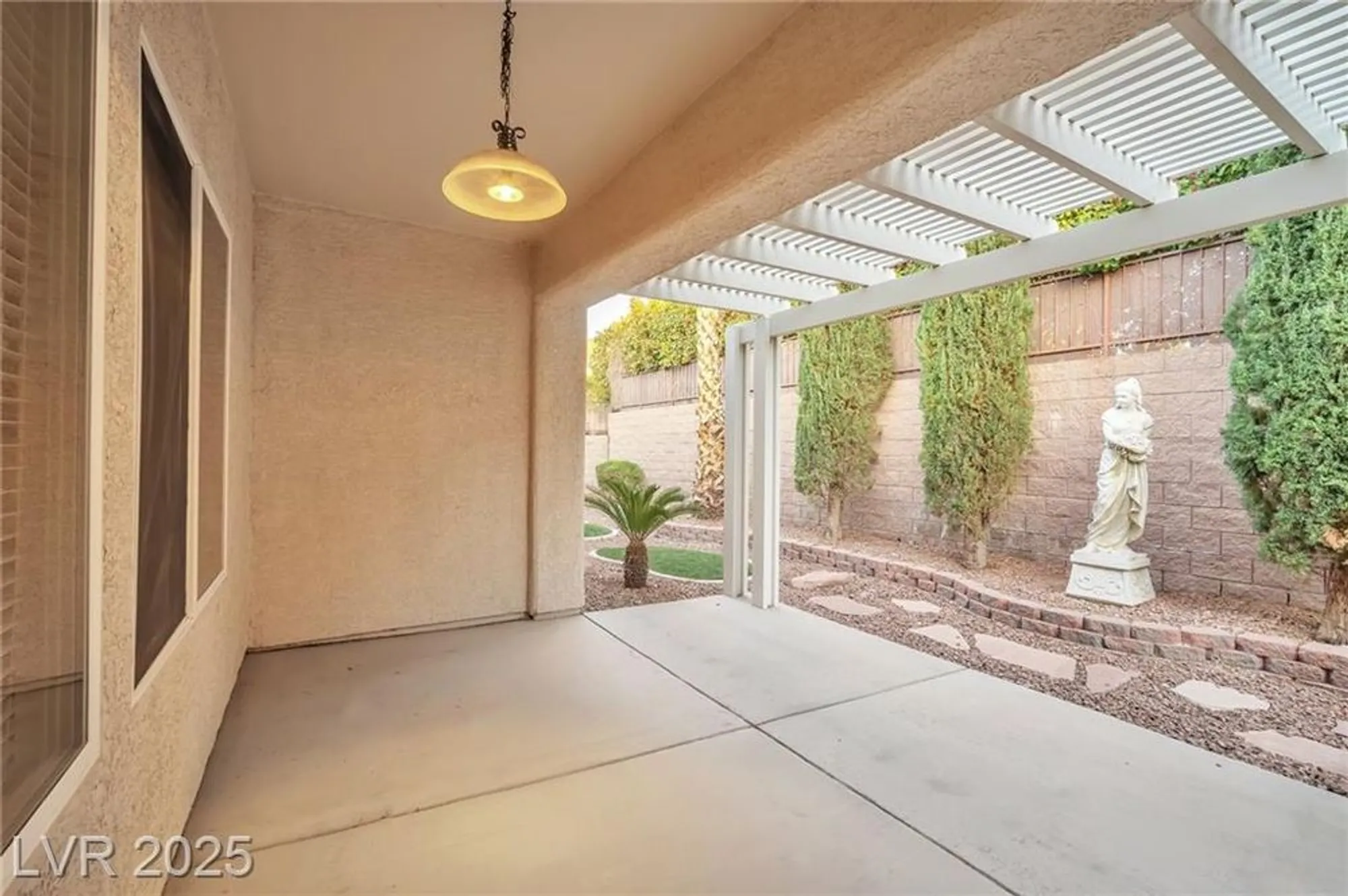 Property Slideshow image 28 of 35 | 2585 portsmouth creek ave, Henderson, NV, 89052