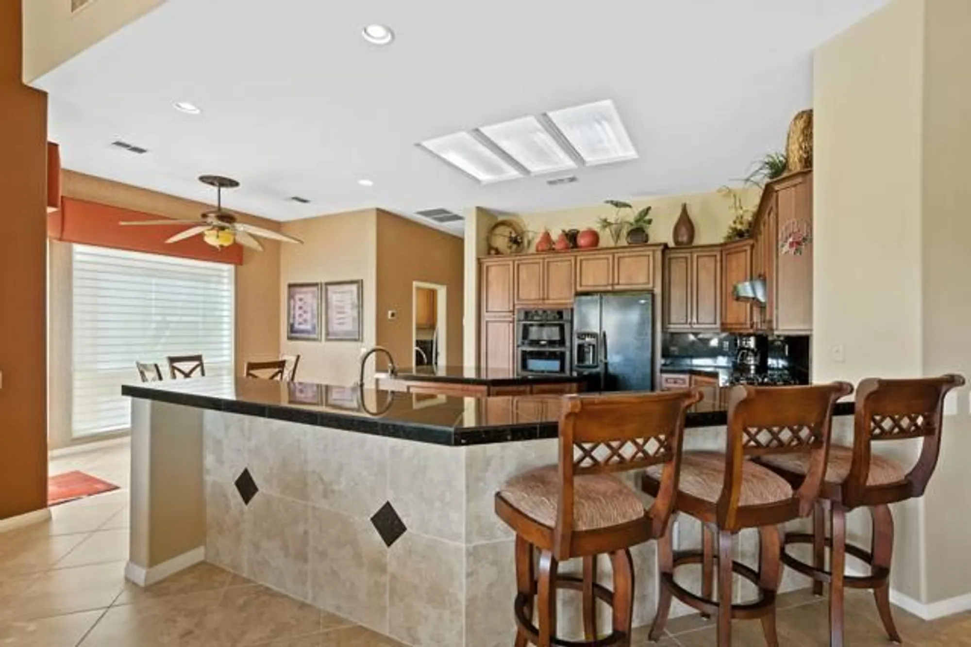 Property Slideshow image 17 of 41 | 37552 mojave sage st, Palm Desert, CA, 92211