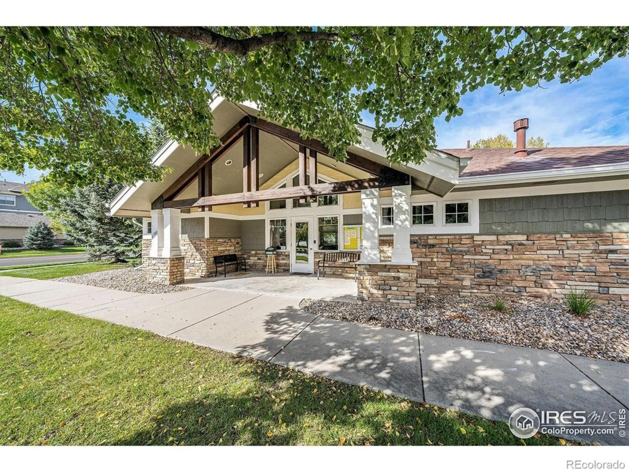Property Slideshow image 13 of 17 | 4705 hahns peak dr unit 202, Loveland, CO, 80538