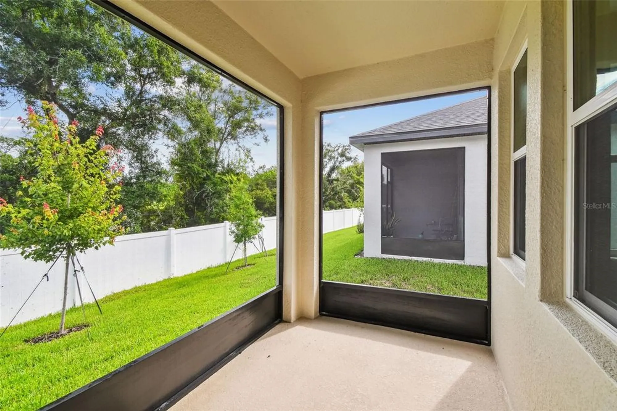 Property Slideshow image 5 of 13 | 3731 nandina cir, Sun City Center, FL, 33573