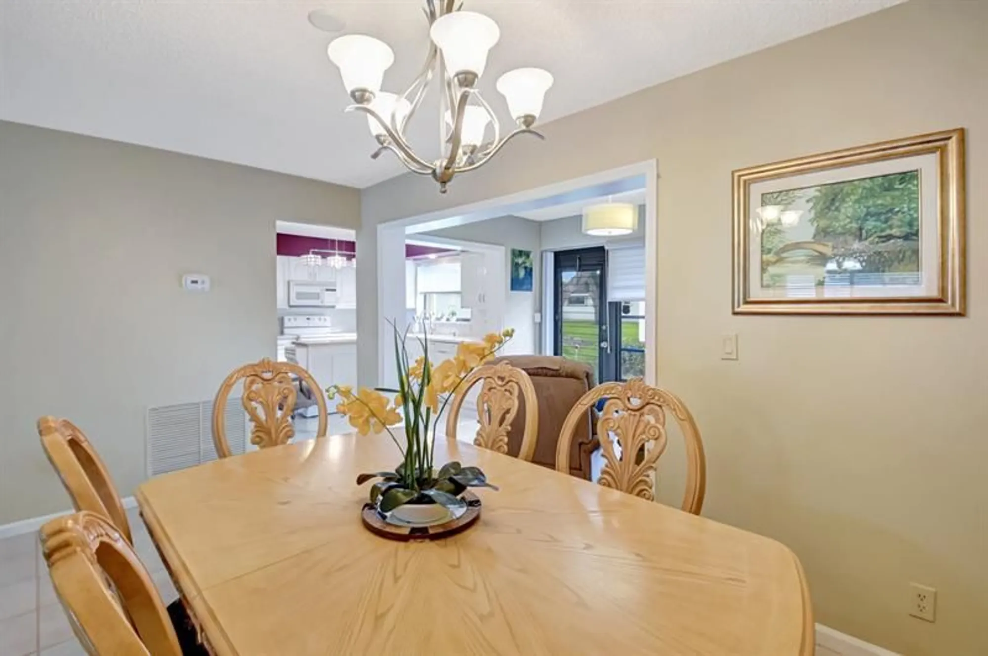 Property Slideshow image 14 of 66 | 9800 pecan tree dr b, Boynton Beach, FL, 33436