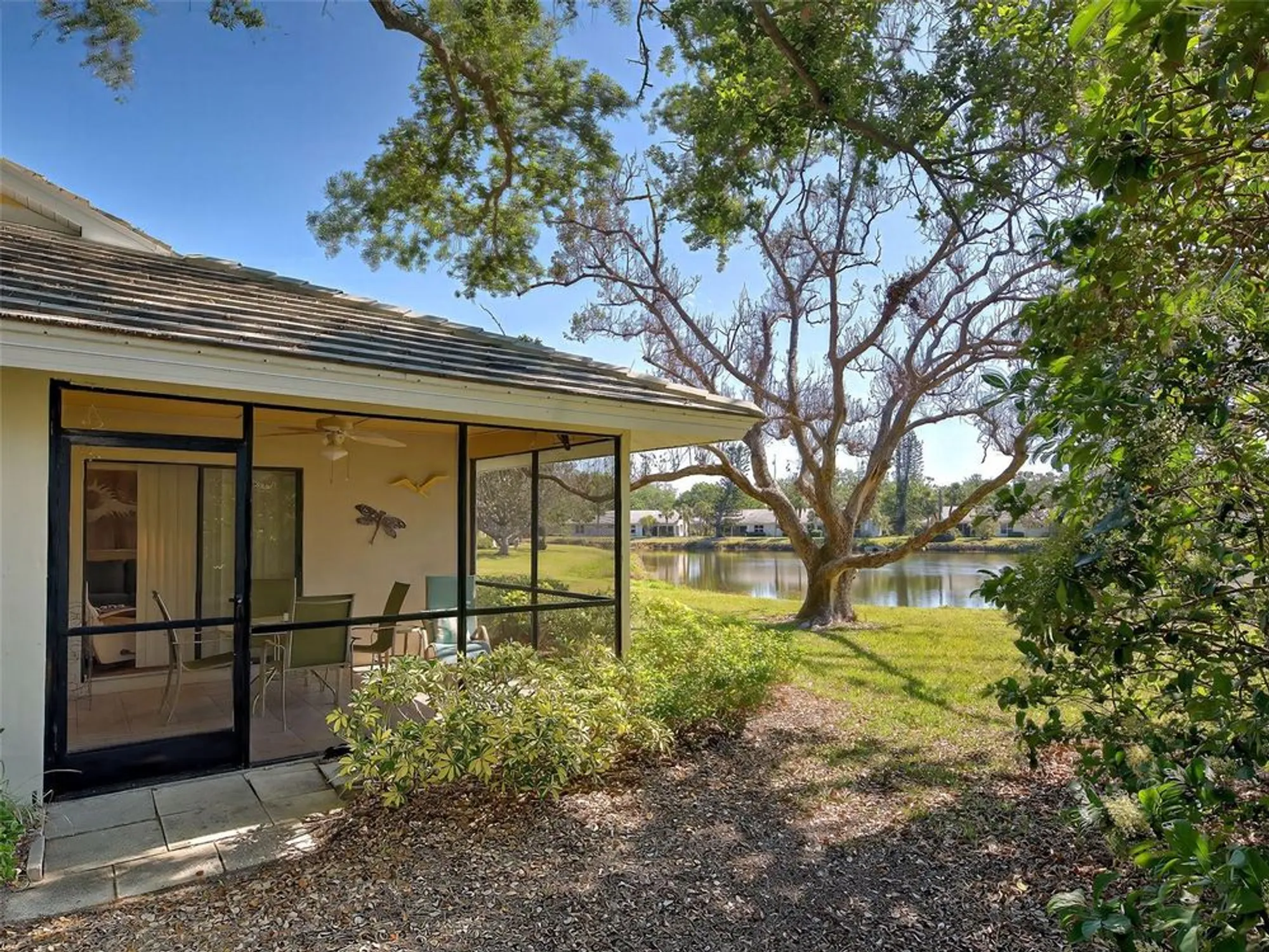 Property Slideshow image 3 of 74 | 220 southampton dr 325, Venice, FL, 34293