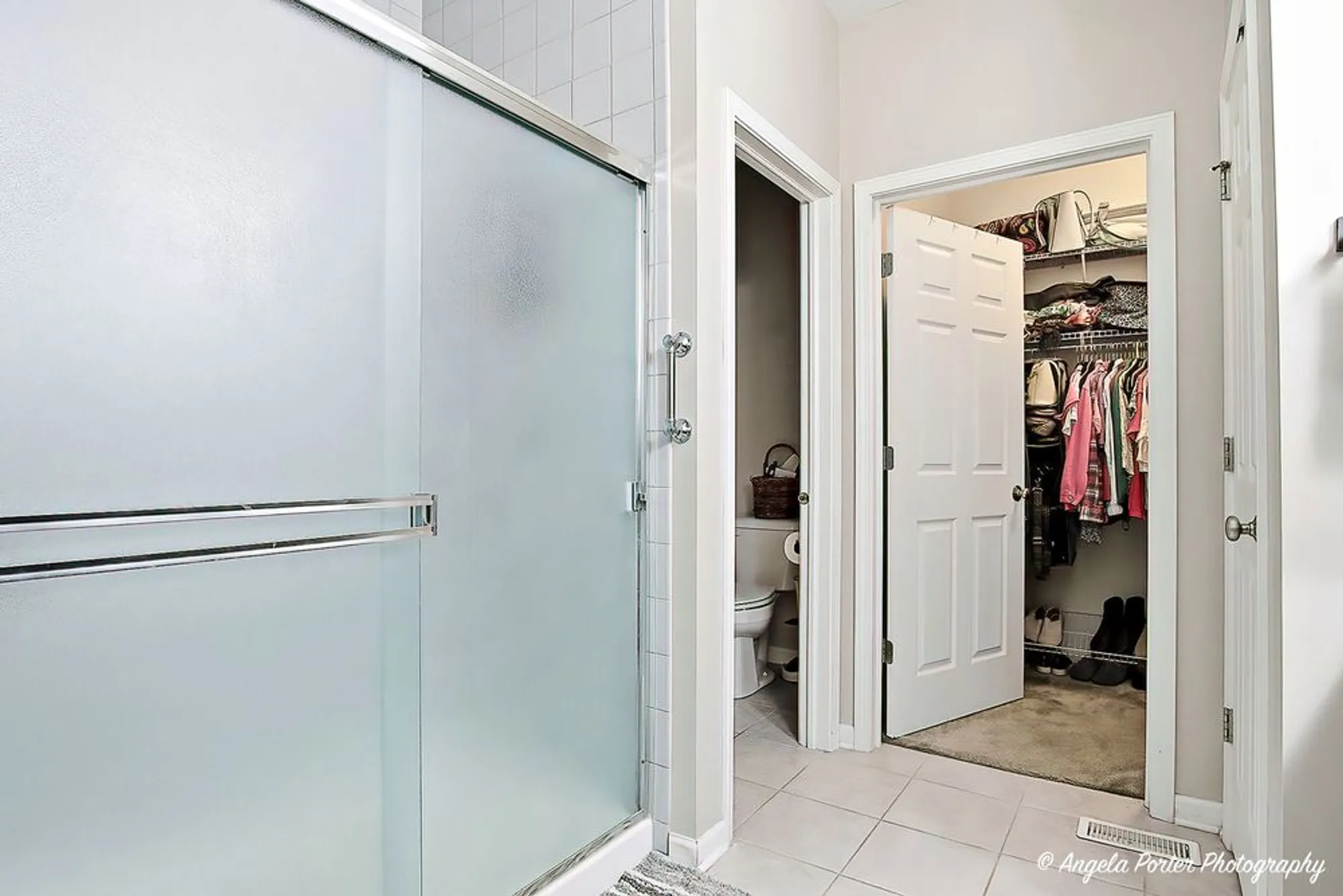 Property Slideshow image 20 of 30 | 1817 alta dr, Volo, IL, 60020