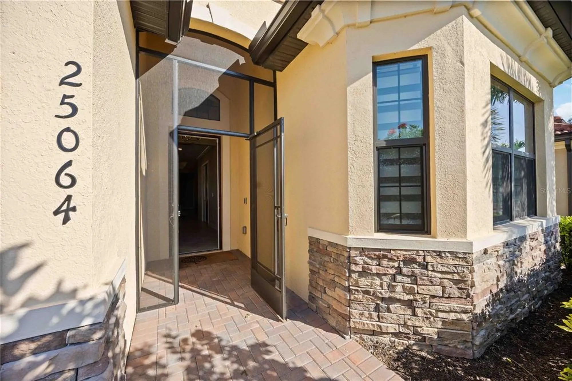Property Slideshow image 1 of 100 | 25064 spartina dr, Venice, FL, 34293