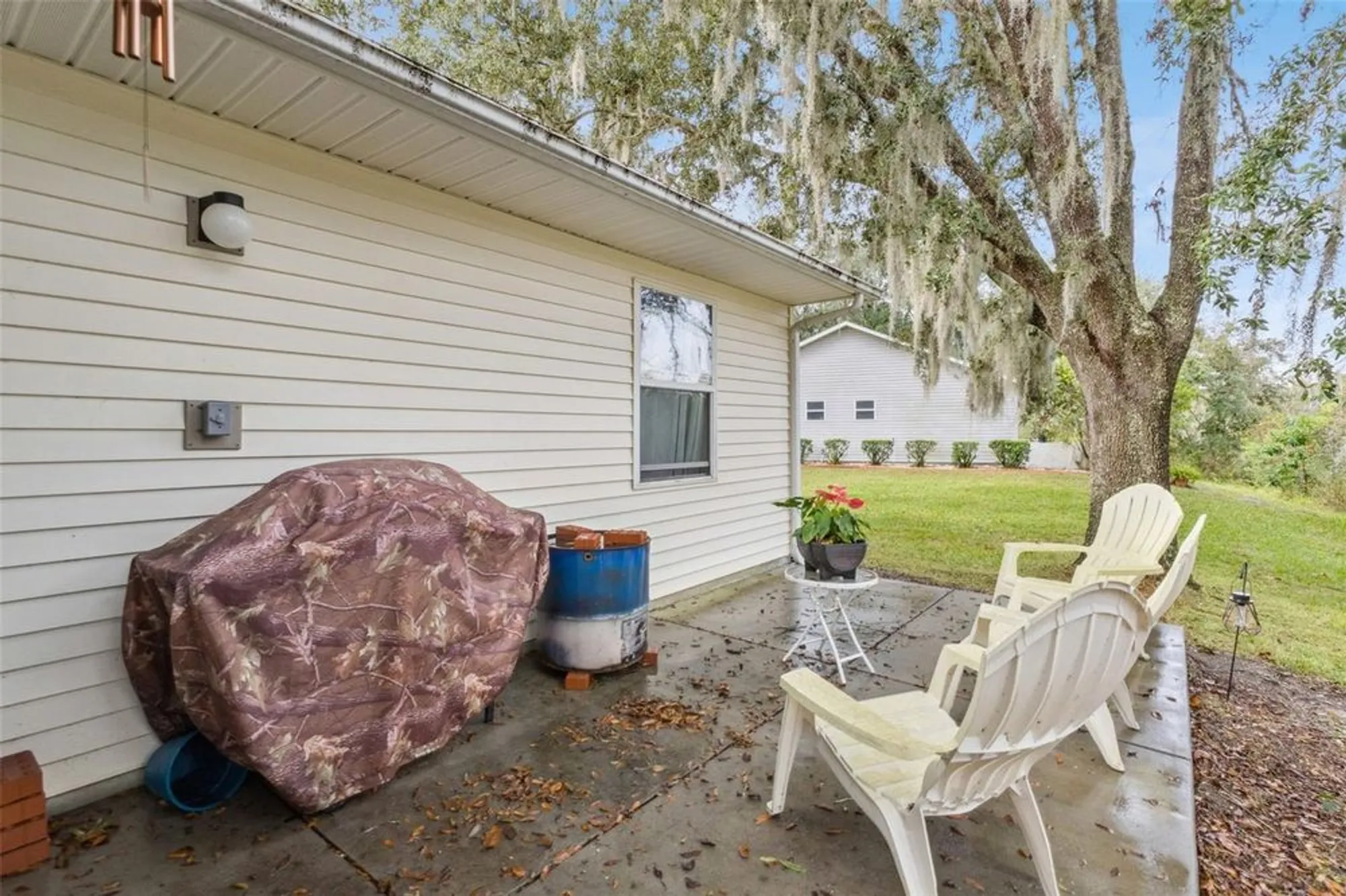 Property Slideshow image 24 of 73 | 26320 evert st, Leesburg, FL, 34748