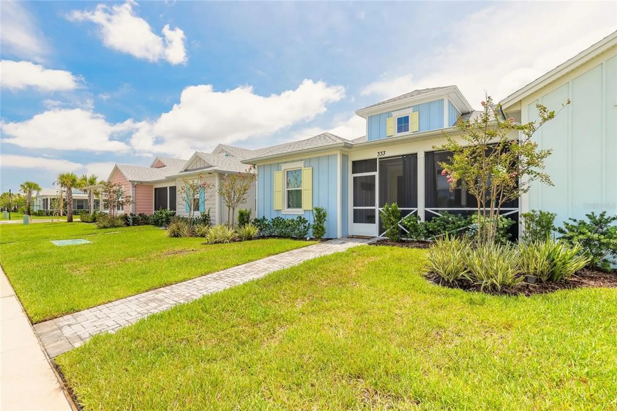 Property Slideshow image 3 of 59 | 333 pop top ln, Daytona Beach, FL, 32124