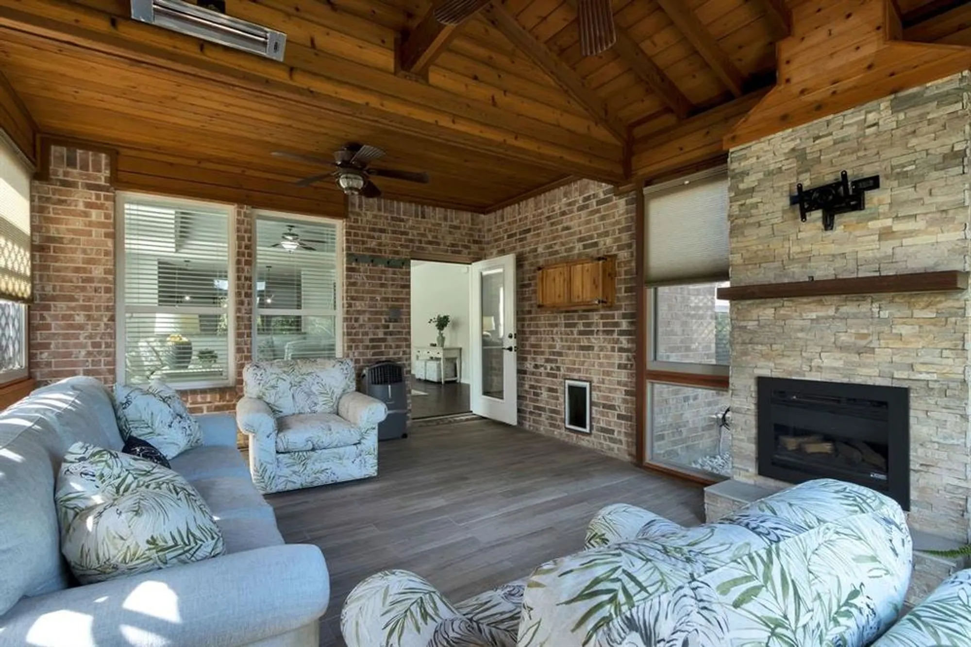 Property Slideshow image 24 of 39 | 305 balboa ct, Frisco, TX, 75036