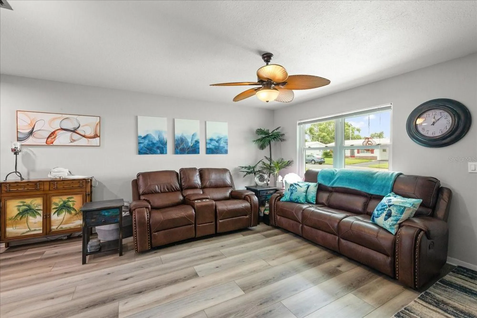 Property Slideshow image 10 of 44 | 14023 94th pl, Seminole, FL, 33776