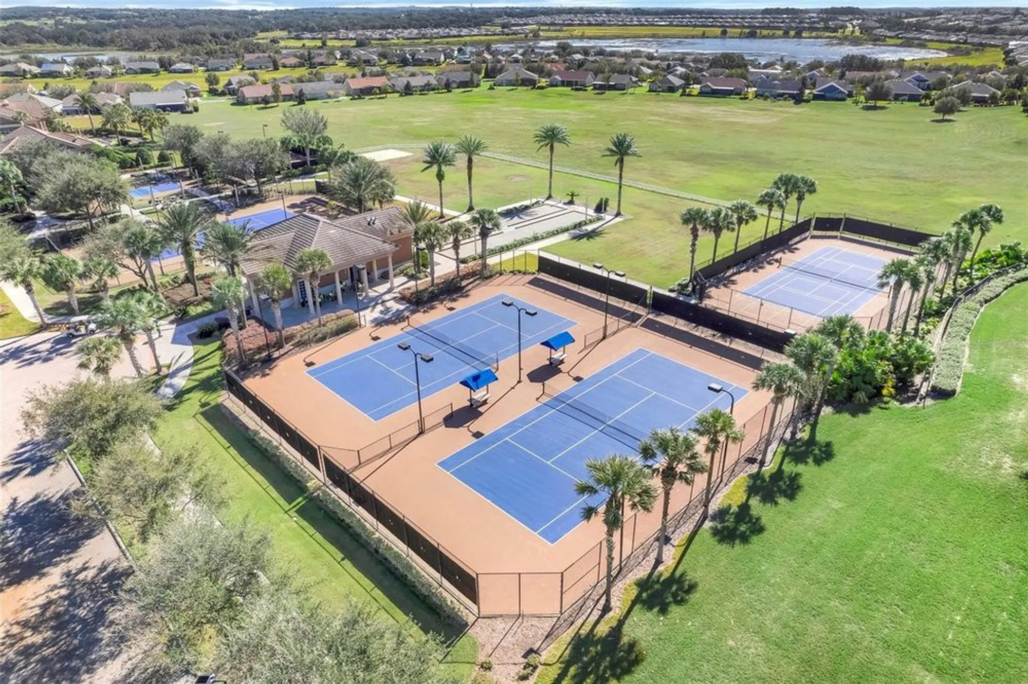 Property Slideshow image 28 of 41 | 119 crescent moon dr, Groveland, FL, 34736