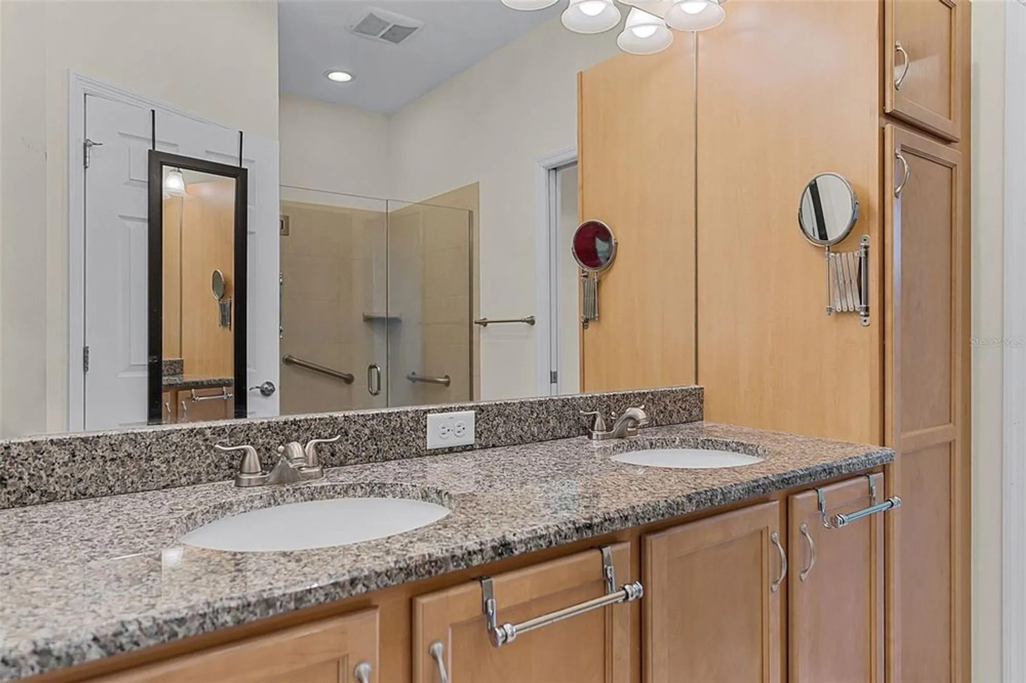 Property Slideshow image 6 of 18 | 2504 sapphire greens ln, Sun City Center, FL, 33573