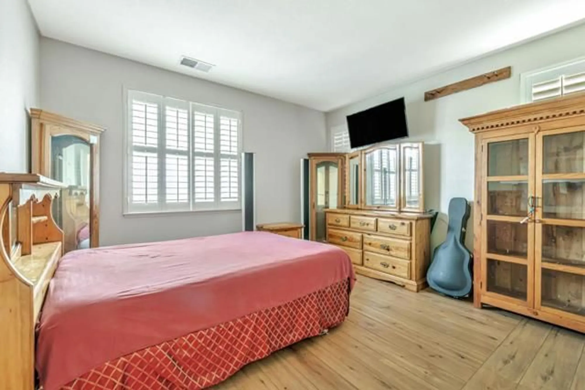 Property Slideshow image 17 of 34 | 782 oakhill way, Rio Vista, CA, 94571