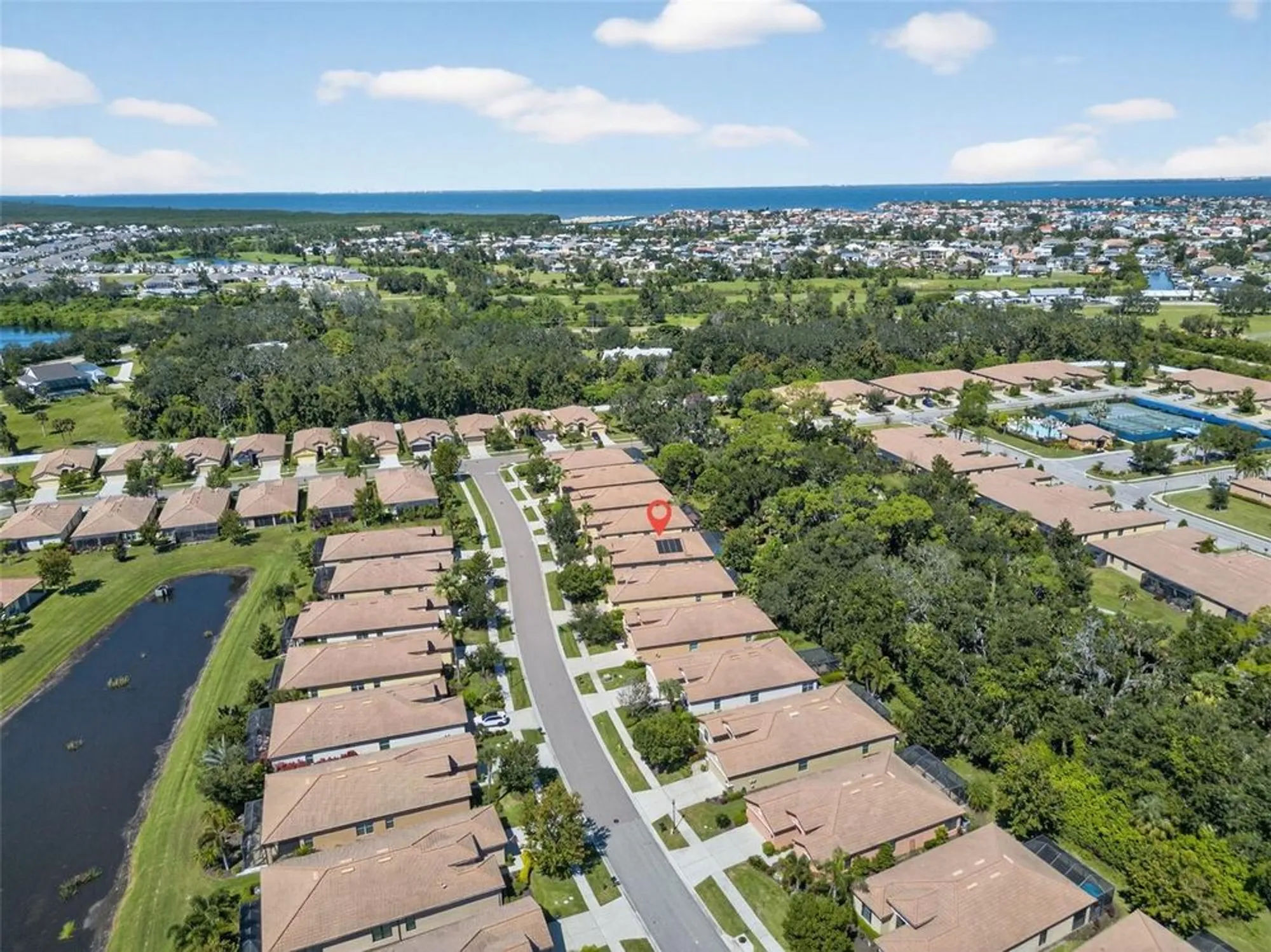 Property Slideshow image 51 of 55 | 359 laurel falls dr, Apollo Beach, FL, 33572