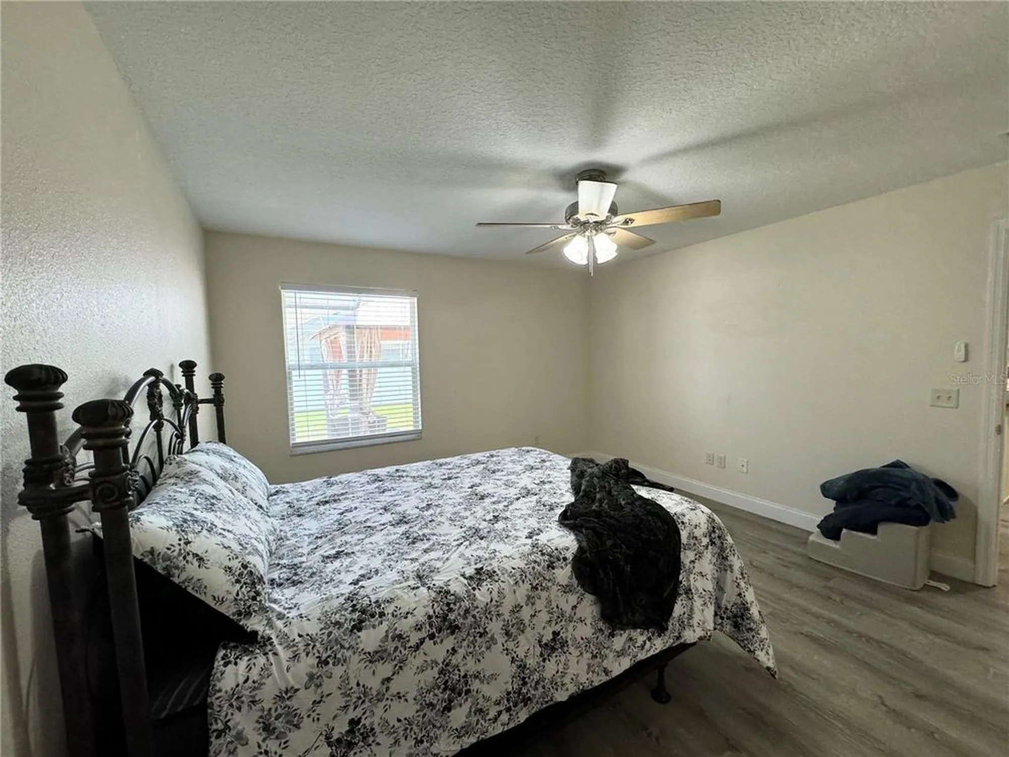 Property Slideshow image 16 of 35 | 12046 ne 51st cir, Oxford, FL, 34484