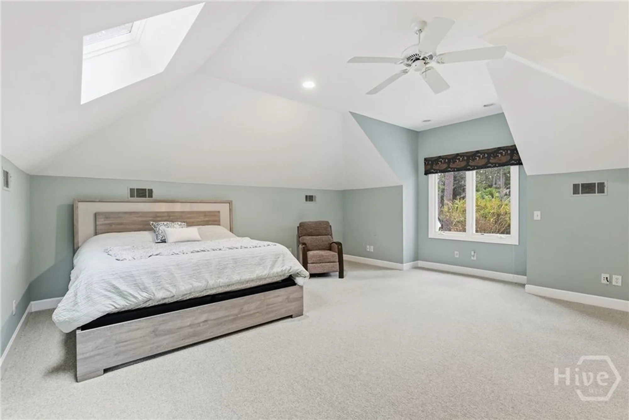 Property Slideshow image 39 of 56 | 5 marburg ln, Savannah, GA, 31411