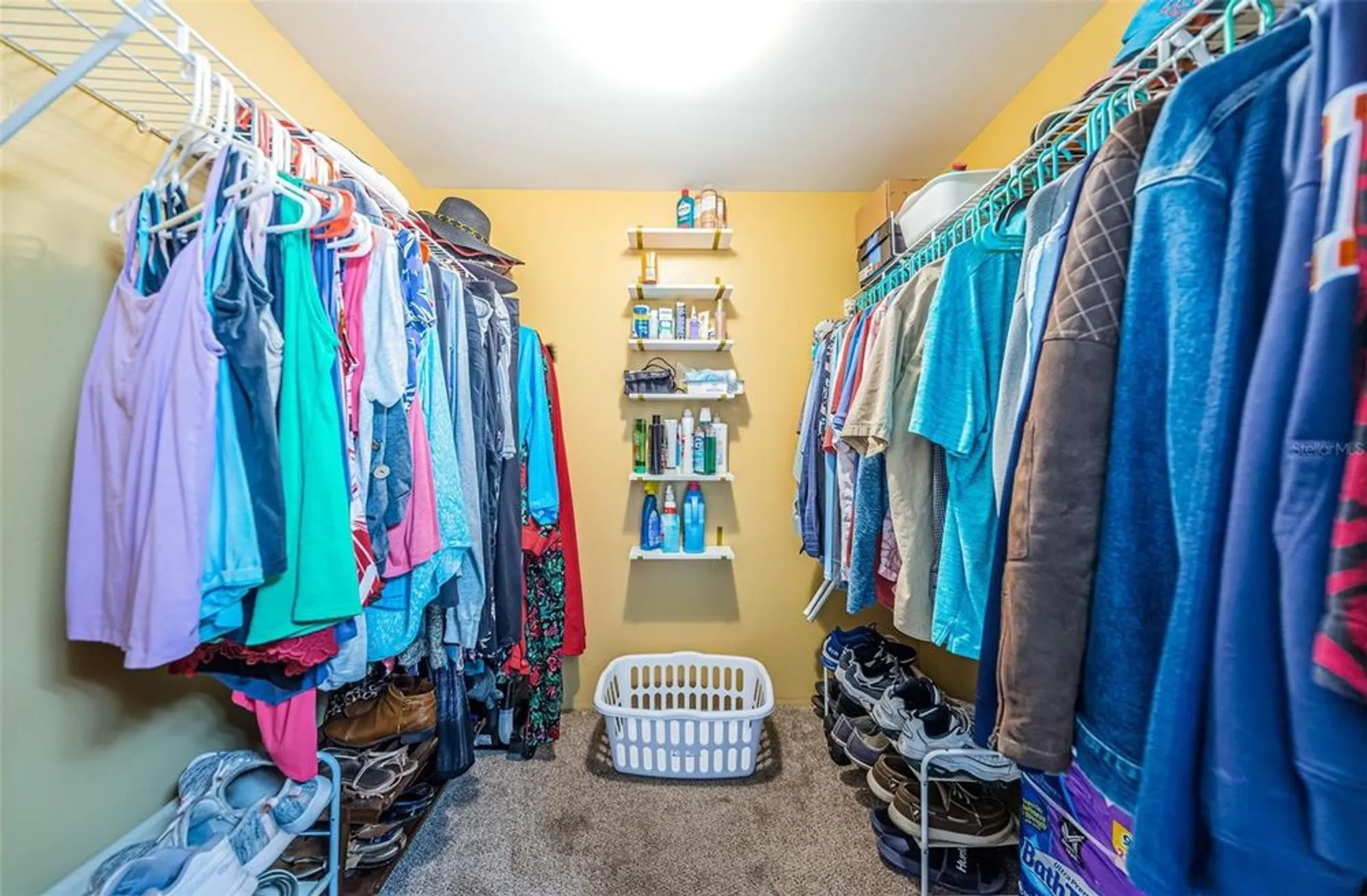 Property Slideshow image 17 of 32 | 7405 bay island dr 220, South Pasadena, FL, 33707