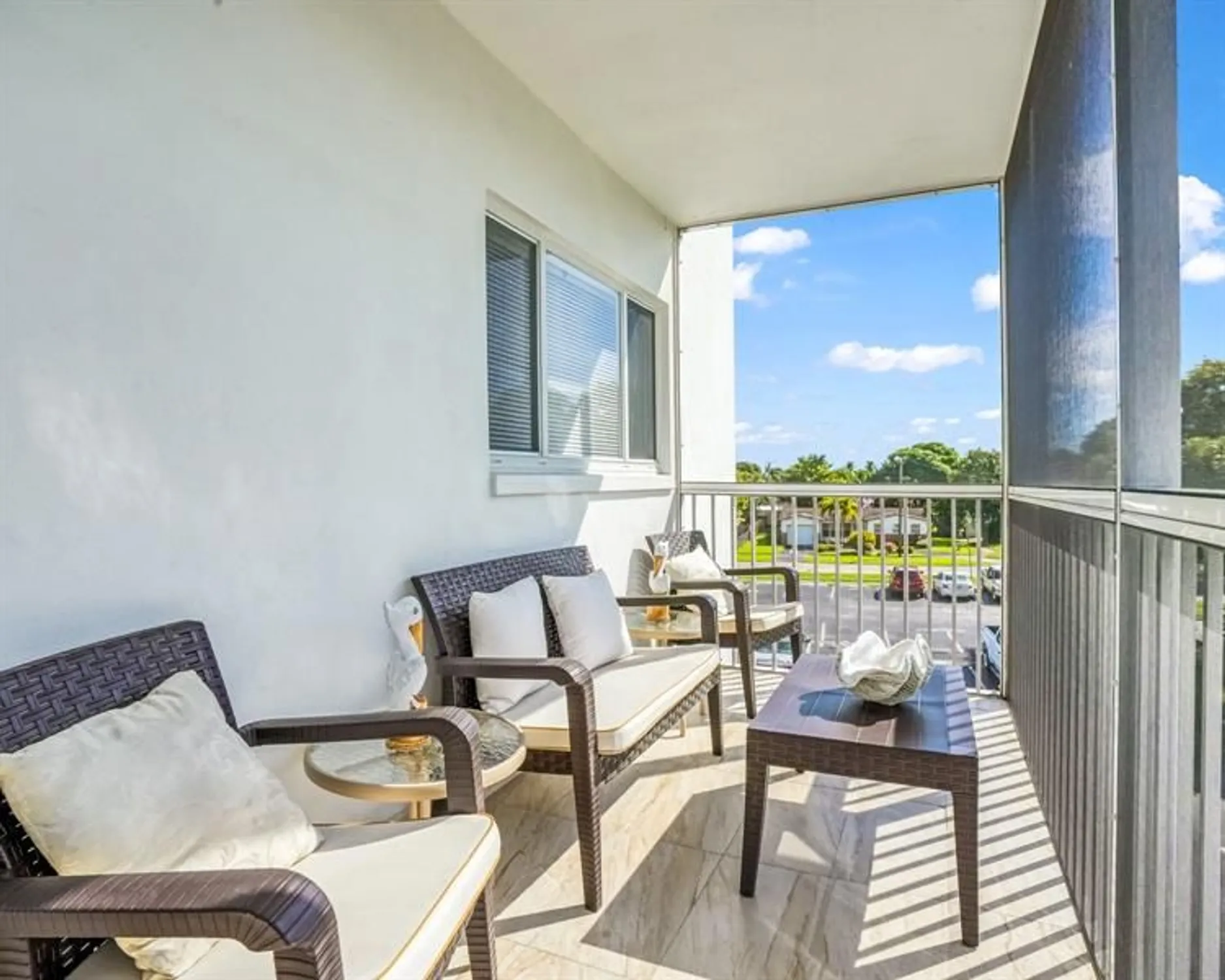 Property Slideshow image 24 of 25 | 4751 nw 21st st 300, Lauderhill, FL, 33313