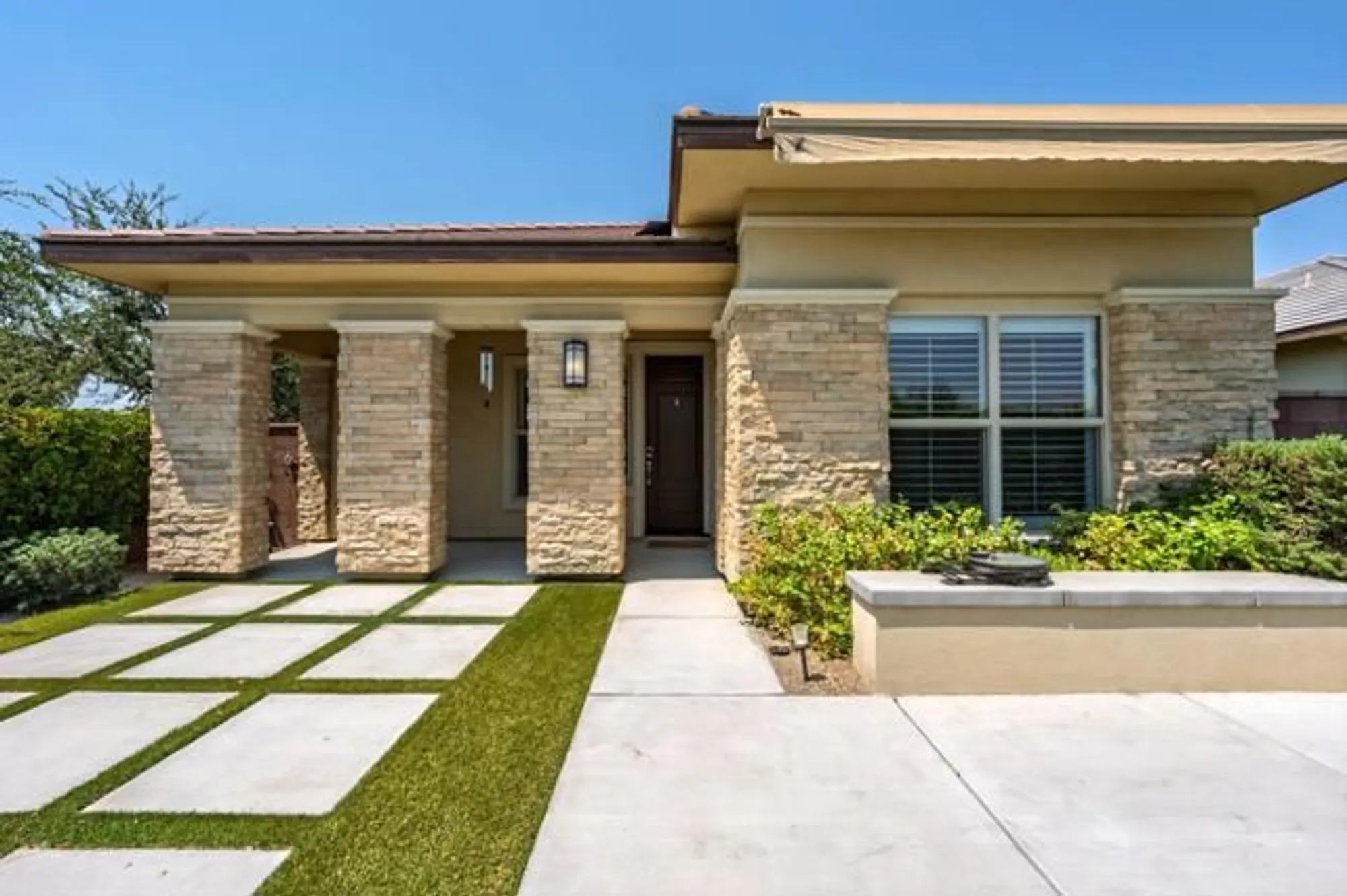 Property Slideshow image 1 of 35 | 82707 woodcreek ct, Indio, CA, 92201