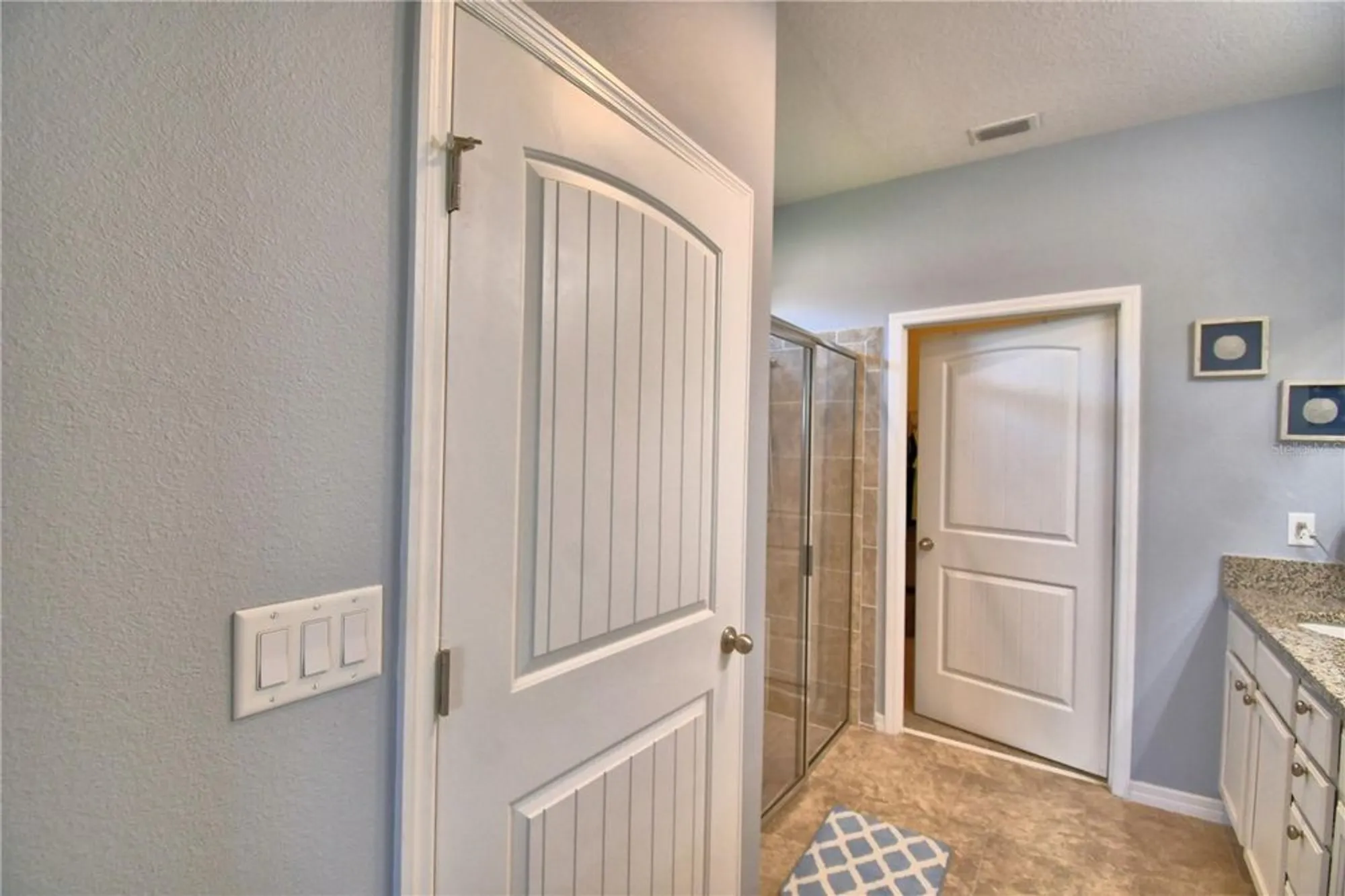 Property Slideshow image 17 of 55 | 2577 canyon crest dr, Lakeland, FL, 33811