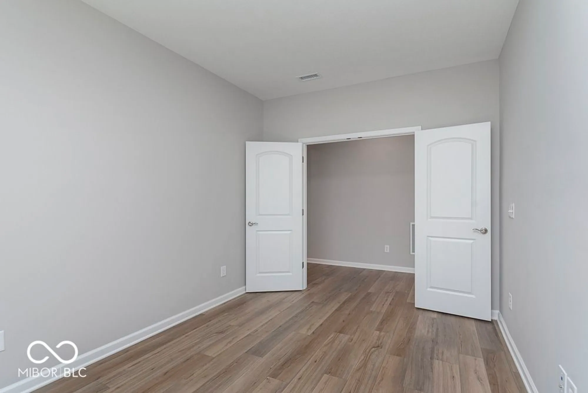 Property Slideshow image 15 of 32 | 14931 iron liege way, Westfield, IN, 46074