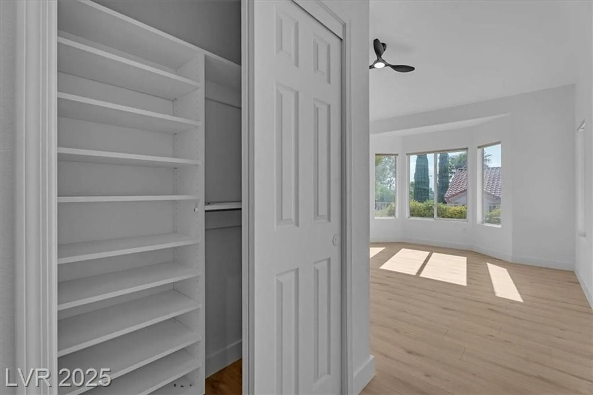 Property Slideshow image 22 of 35 | 2652 youngdale dr, Las Vegas, NV, 89134