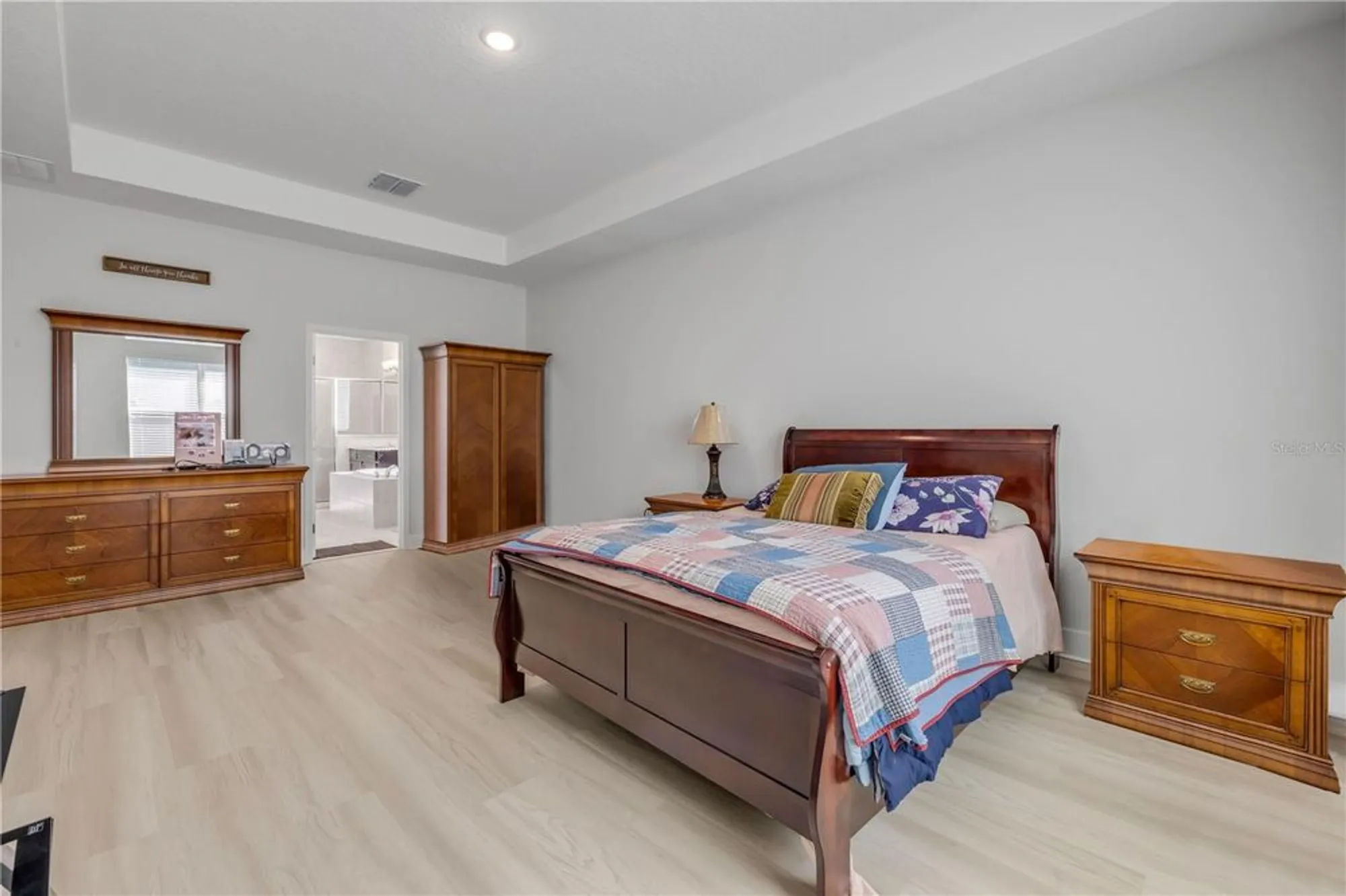 Property Slideshow image 17 of 30 | 3034 adrian dr, Ormond Beach, FL, 32174