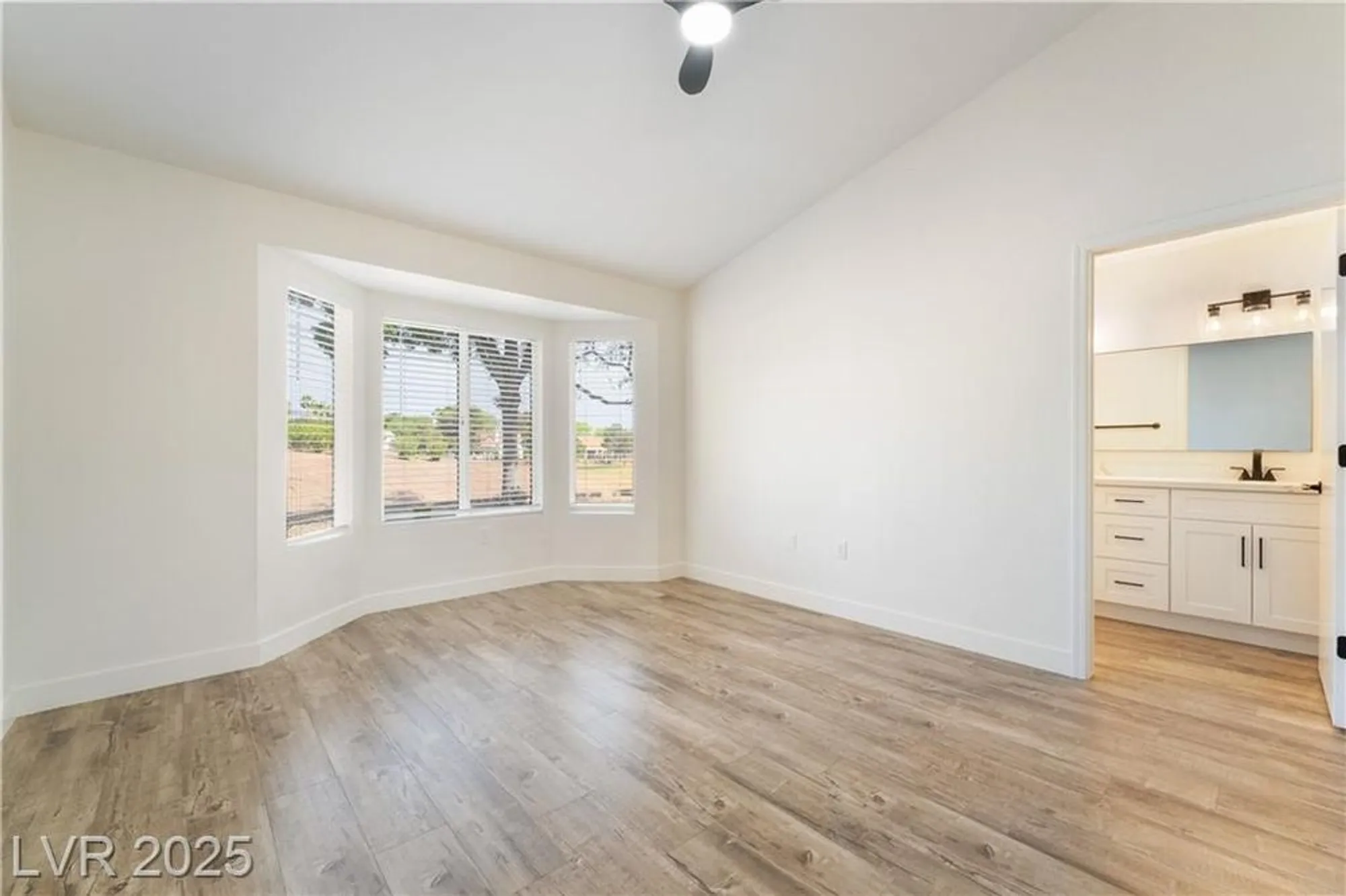 Property Slideshow image 17 of 36 | 2505 showcase dr, Las Vegas, NV, 89134