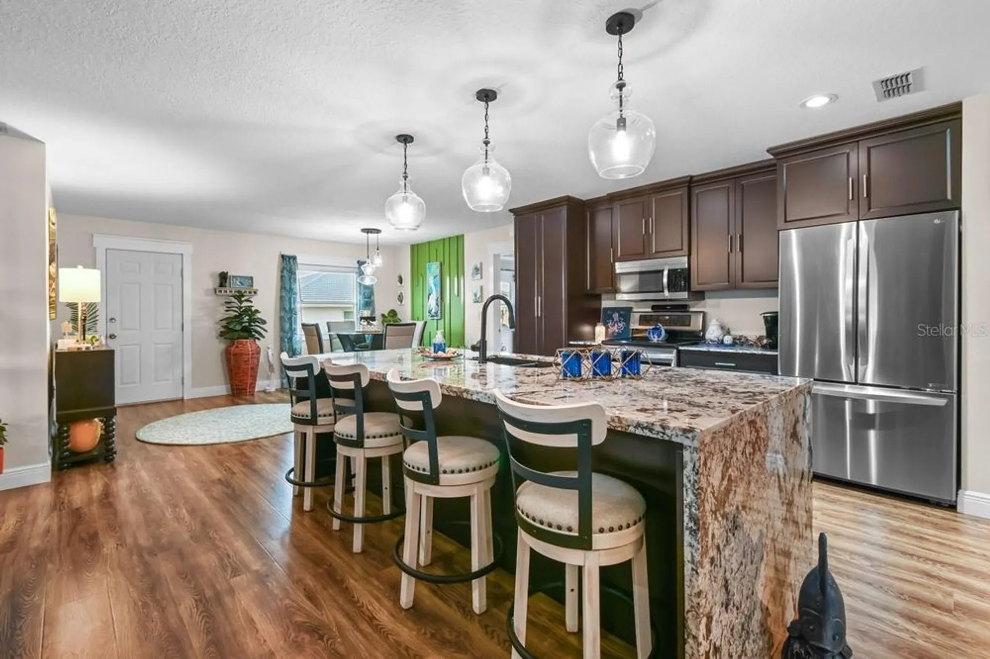 Property Slideshow image 16 of 52 | 1809 wolf laurel dr, Sun City Center, FL, 33573