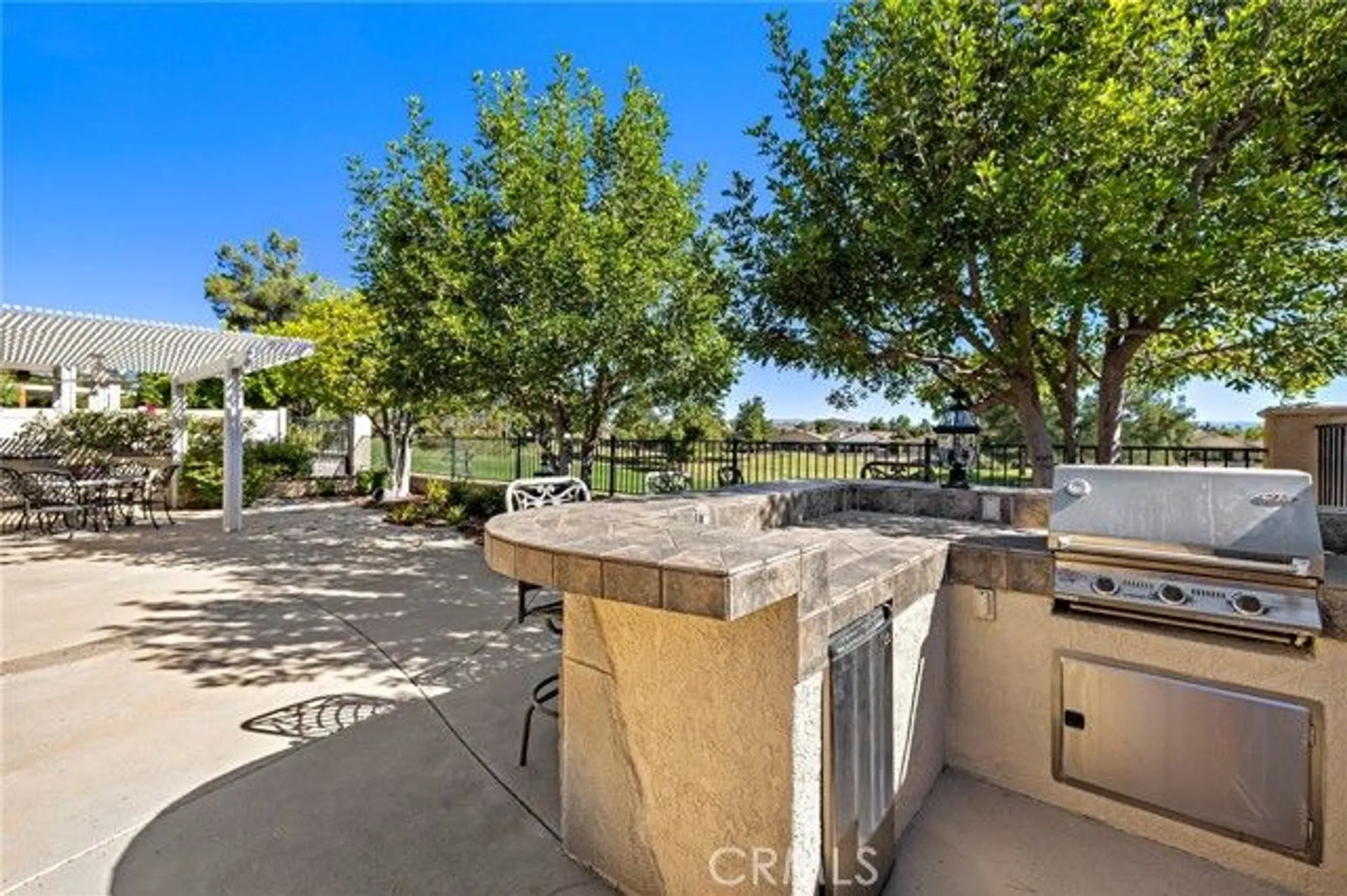 Property Slideshow image 29 of 33 | 28545 raintree dr, Menifee, CA, 92584