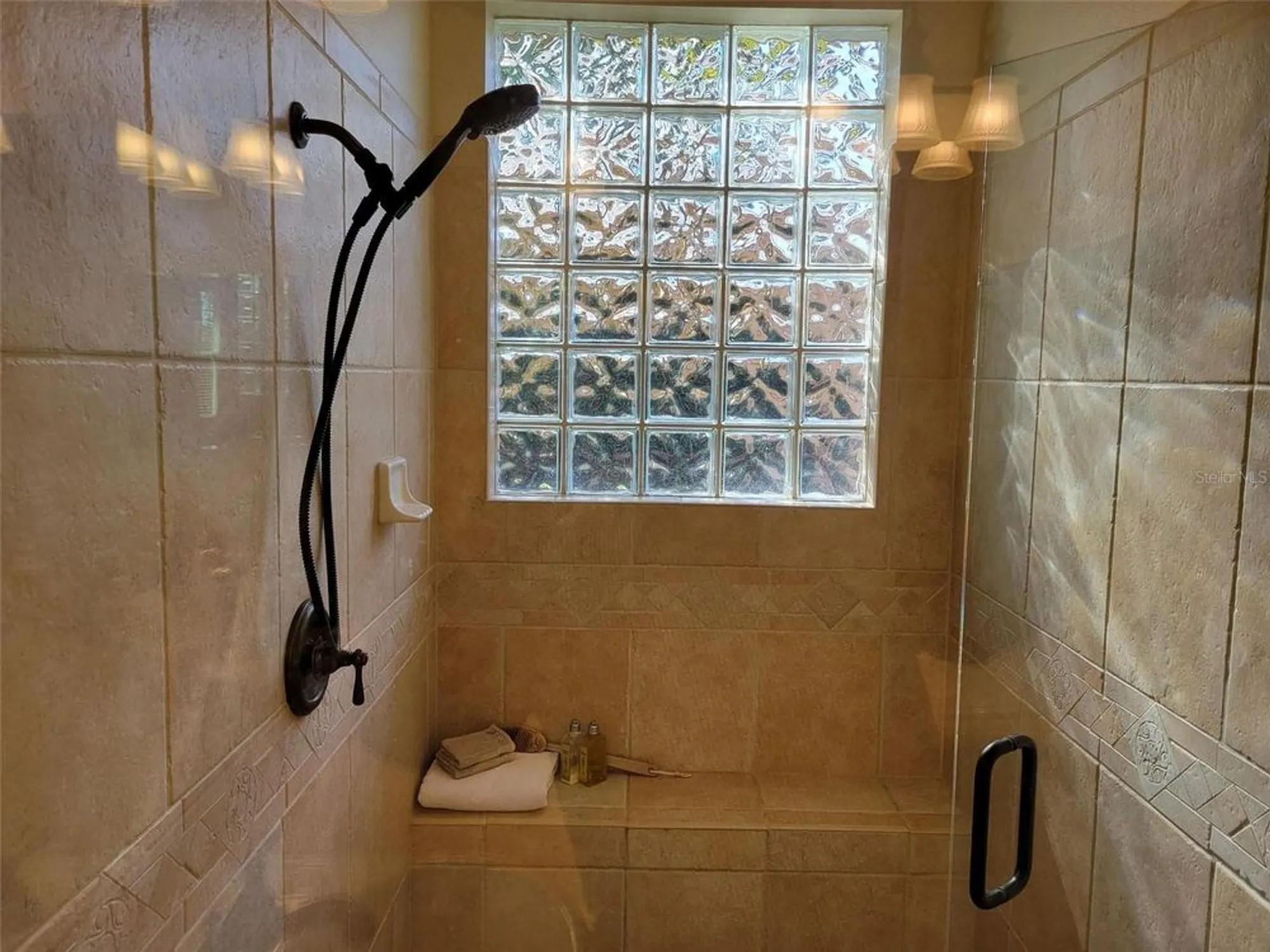 Property Slideshow image 16 of 68 | 193 torino ln, Kissimmee, FL, 34759