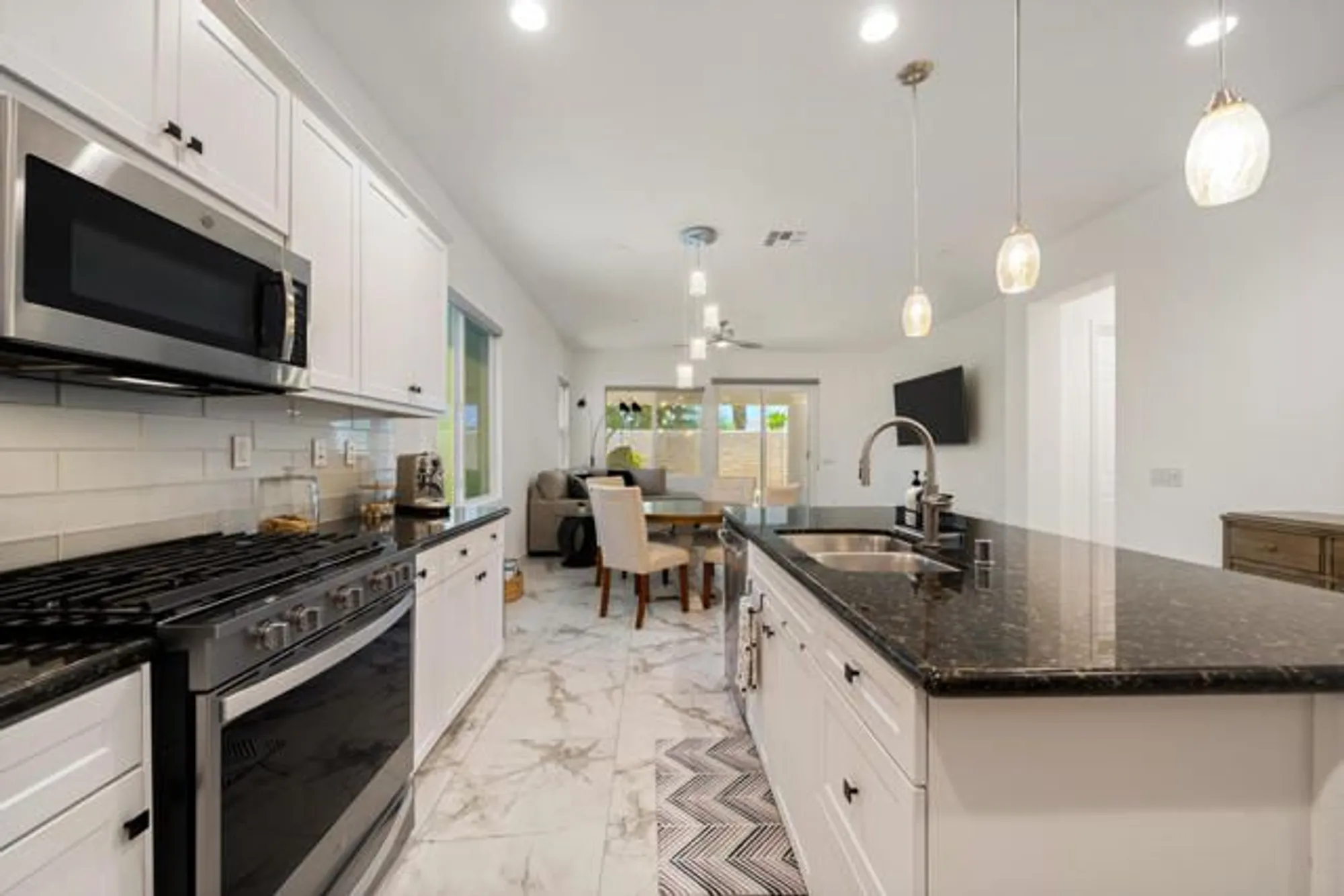 Property Slideshow image 25 of 31 | 43553 treviso dr, Indio, CA, 92203