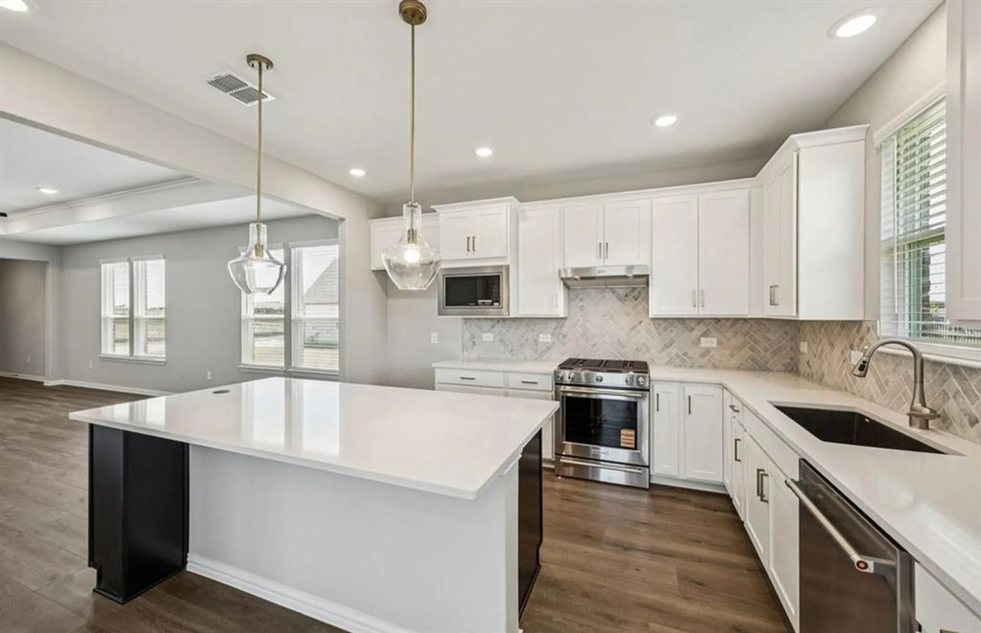 Property Slideshow image 5 of 12 | 4416 snead st, Celina, TX, 75009