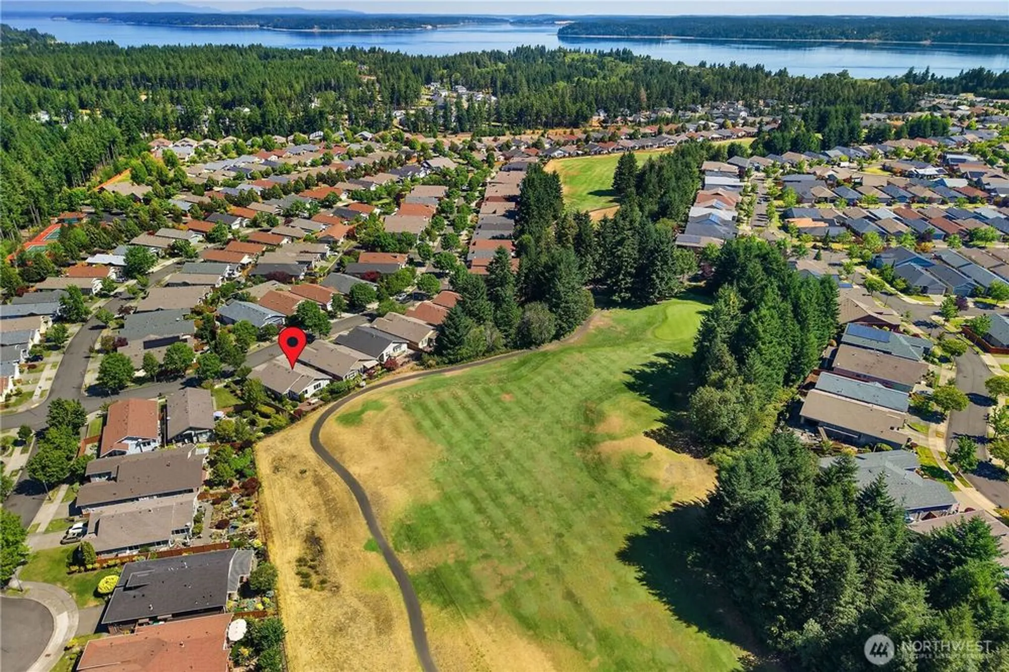 Property Slideshow image 14 of 39 | 4812 spokane st, Lacey, WA, 98516