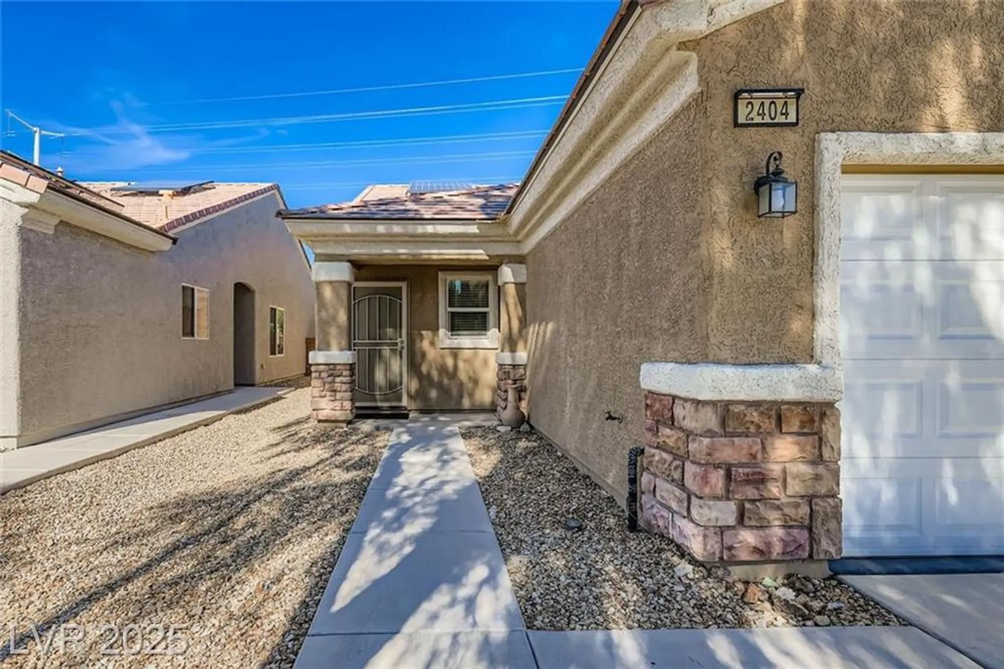 Property Slideshow image 5 of 29 | 2404 willow wren dr, North Las Vegas, NV, 89084