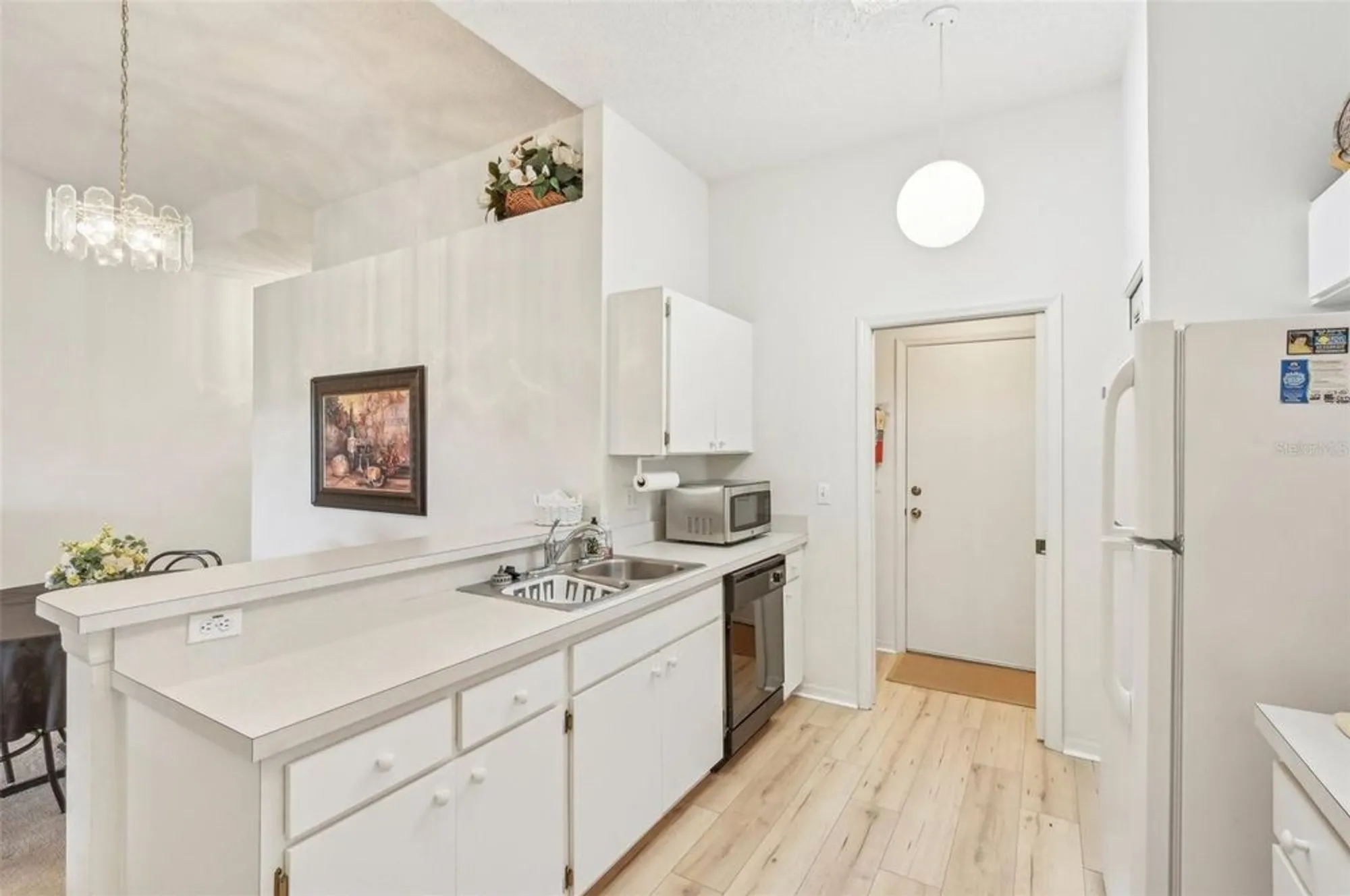 Property Slideshow image 14 of 57 | 2315 new orchard ct 40, Sun City Center, FL, 33573