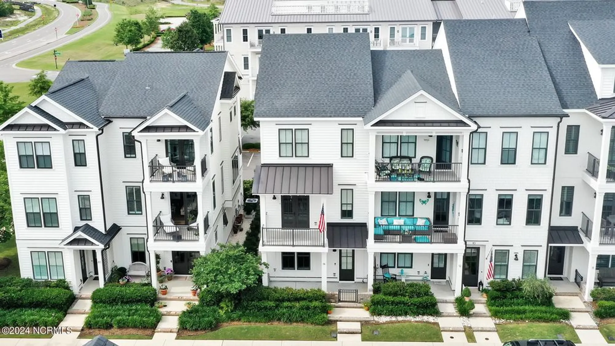 Property Slideshow image 1 of 70 | 14 hobie run, Wilmington, NC, 28412