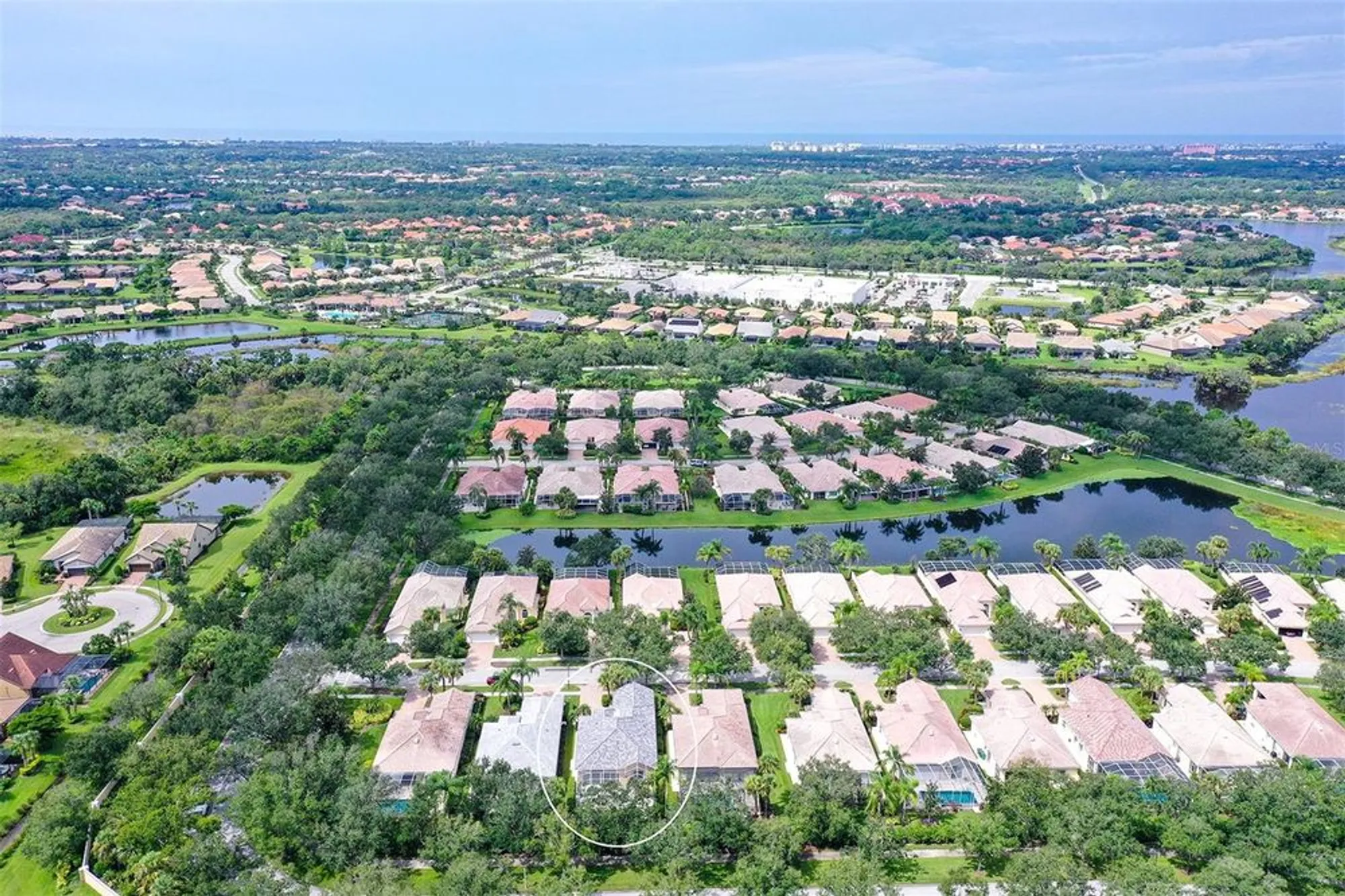 Property Slideshow image 5 of 100 | 5679 ferrara dr, Sarasota, FL, 34238