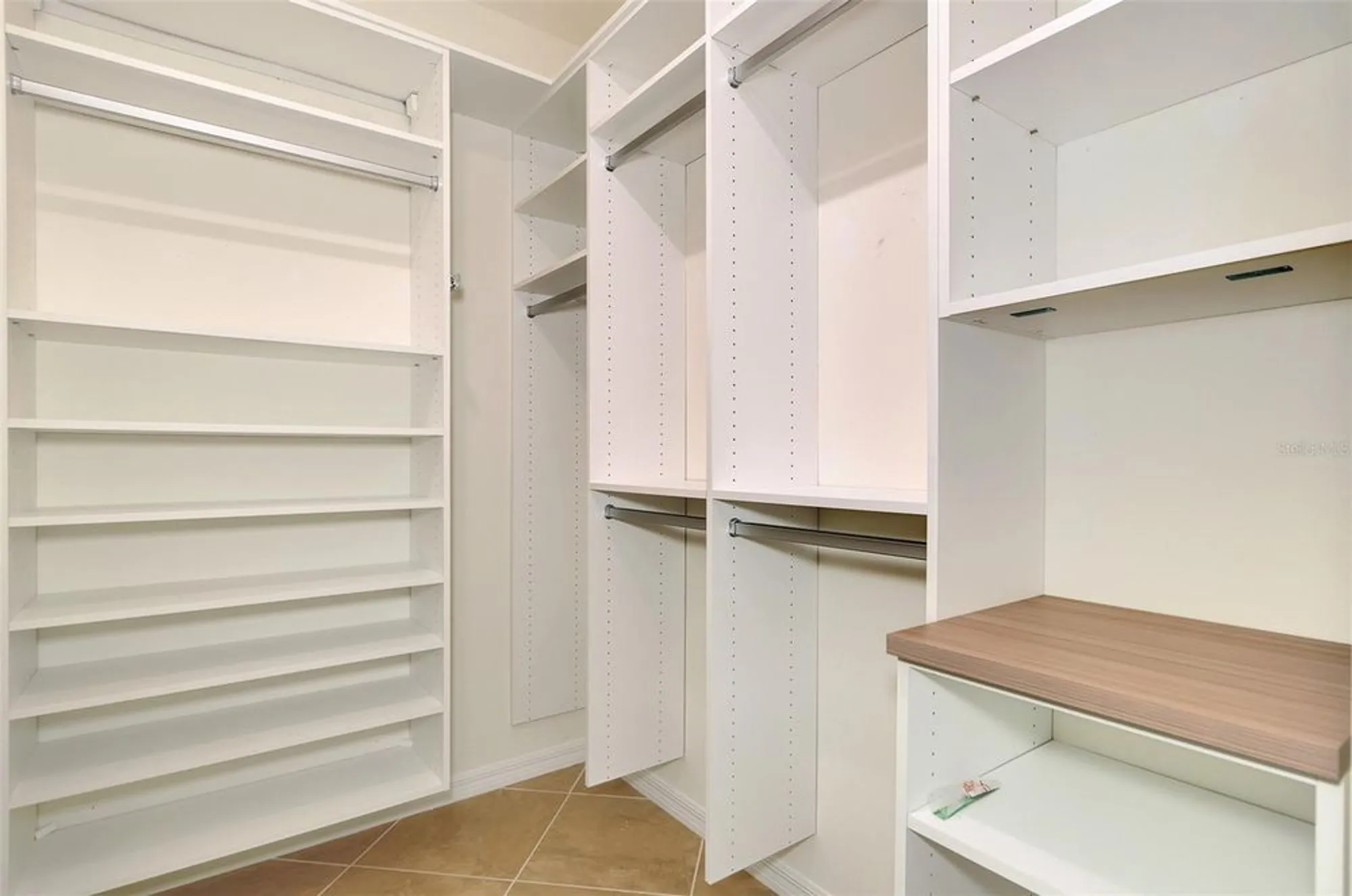 Property Slideshow image 41 of 87 | 10196 crooked creek dr, Venice, FL, 34293