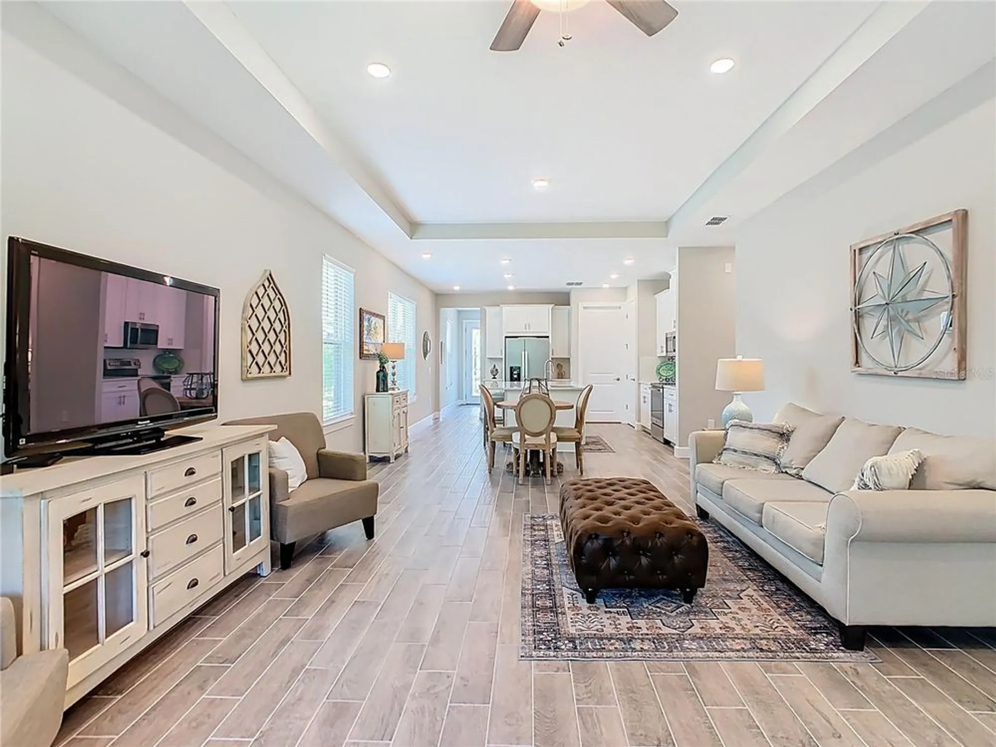 Property Slideshow image 15 of 48 | 1029 umbria dr, Poinciana, FL, 34759