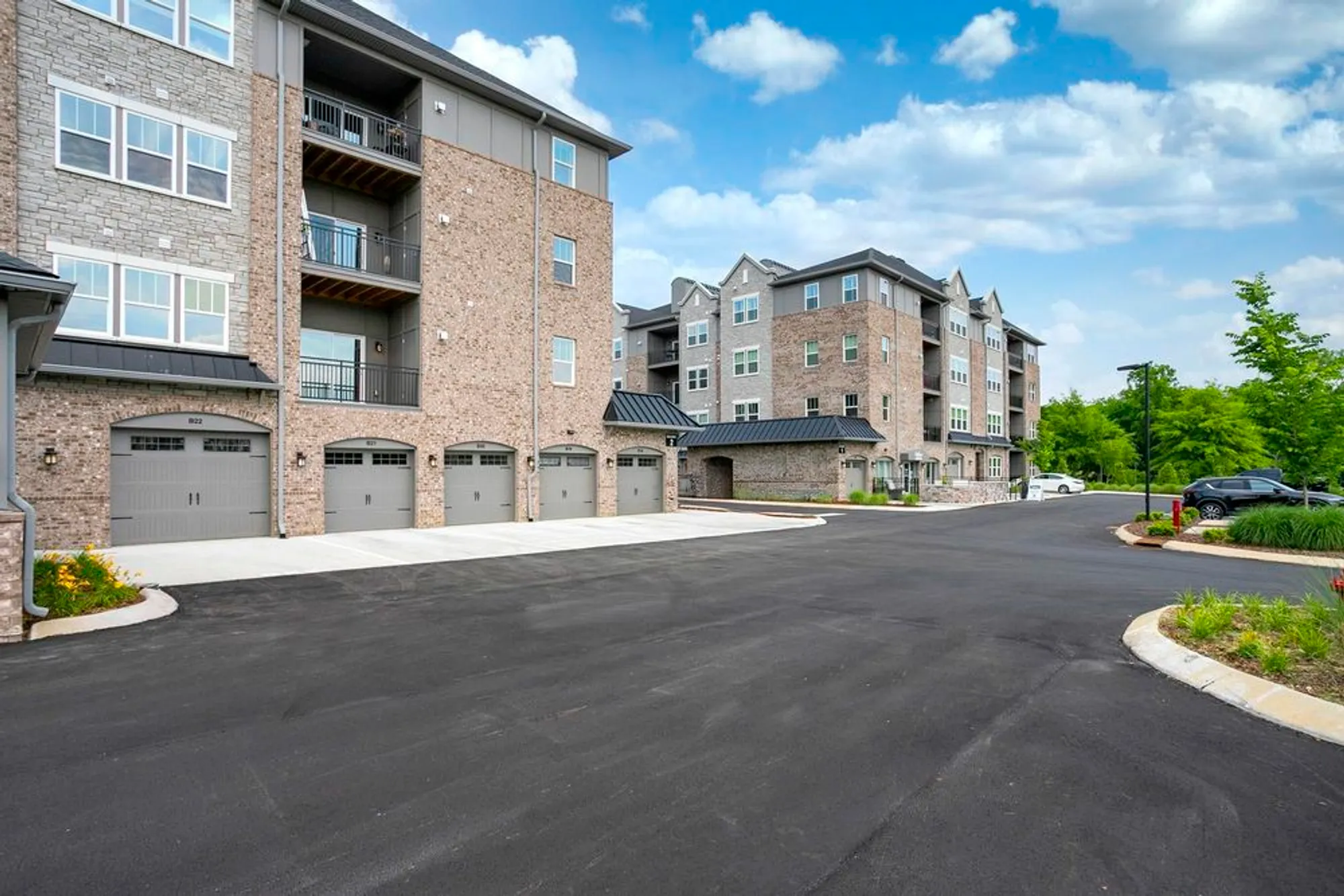Property Slideshow image 54 of 60 | 141 saundersville rd apt 1402, Hendersonville, TN, 37075