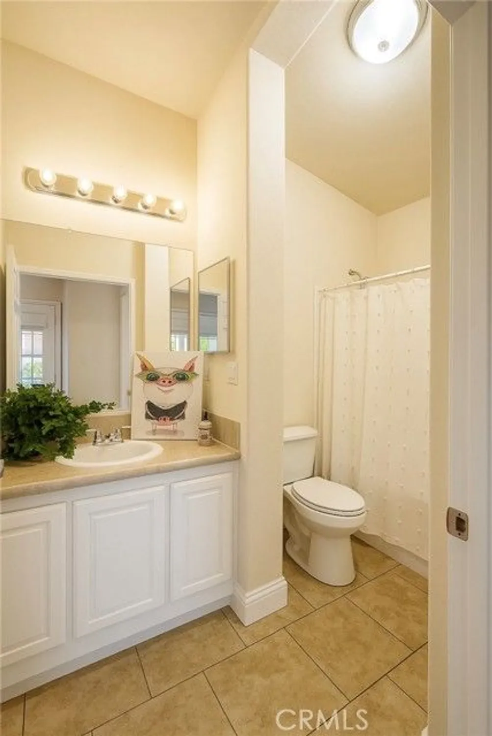 Property Slideshow image 7 of 41 | 4382 lahaina dr, Huntington Beach, CA, 92649