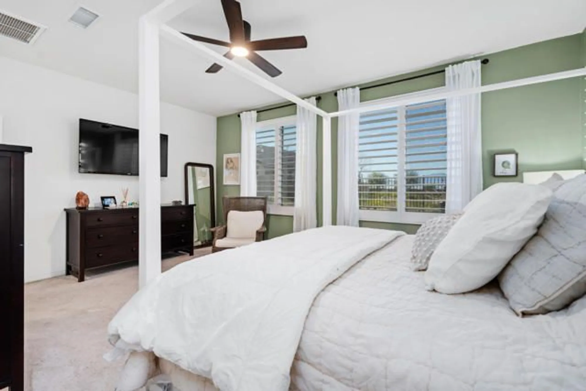 Property Slideshow image 18 of 44 | 85413 giorno ct, Indio, CA, 92203