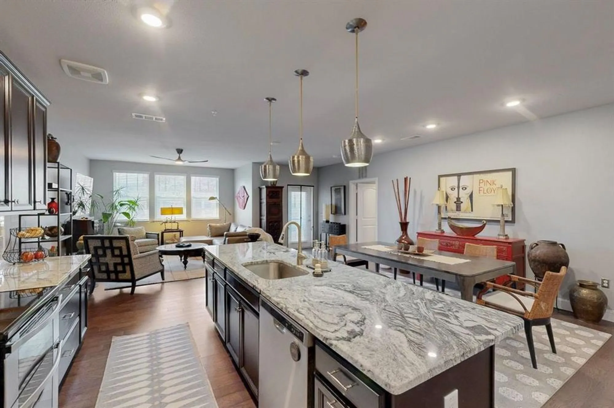 Property Slideshow image 12 of 40 | 1735 wittington pl apt 3403, Dallas, TX, 75234