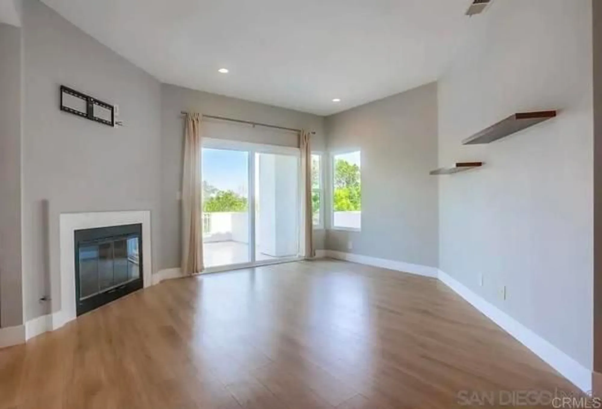 Property Slideshow image 7 of 48 | 1660 via caminar, San Marcos, CA, 92078